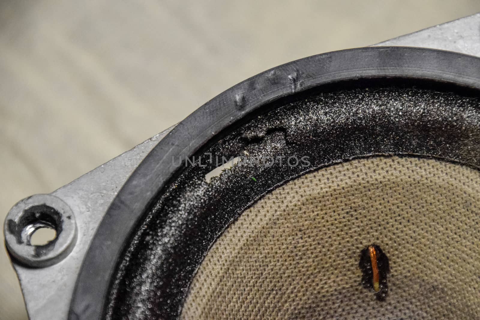 Medium-frequency speakers 20gds-3. Soviet vintage acoustics, elements of a music column.