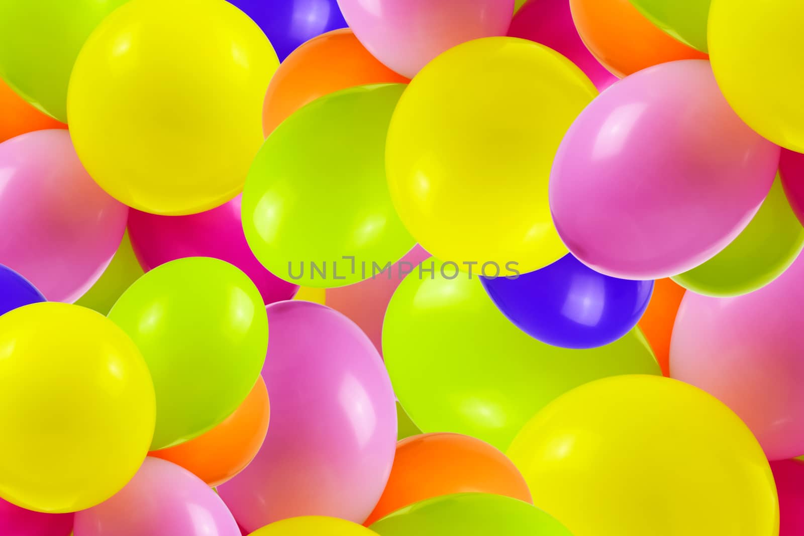 Colorful balloons background by wdnet_studio