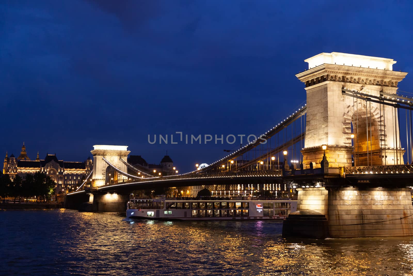 Szechenyi Chain Bridge at night, Budapest, Hungary by vlad-m