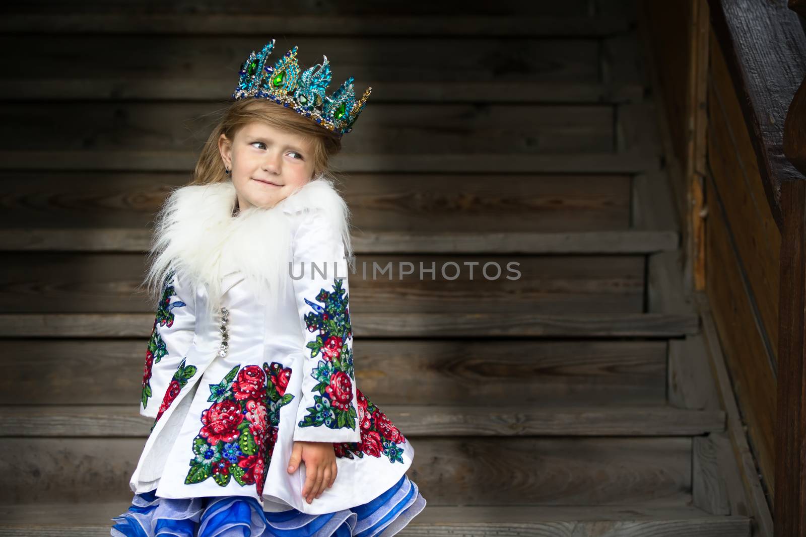 Russia, Moscow, Izmaylovsky Park, August 27, 2017. International Photo Festival.A little Russian queen. The girl in the crown. Queen.