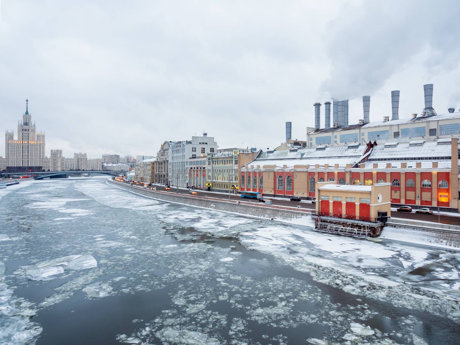 State power station ? 1 named after P. G. Smidovich is the oldest operating thermal power plant in Russia. Located on the Raushskaya embankment in Moscow