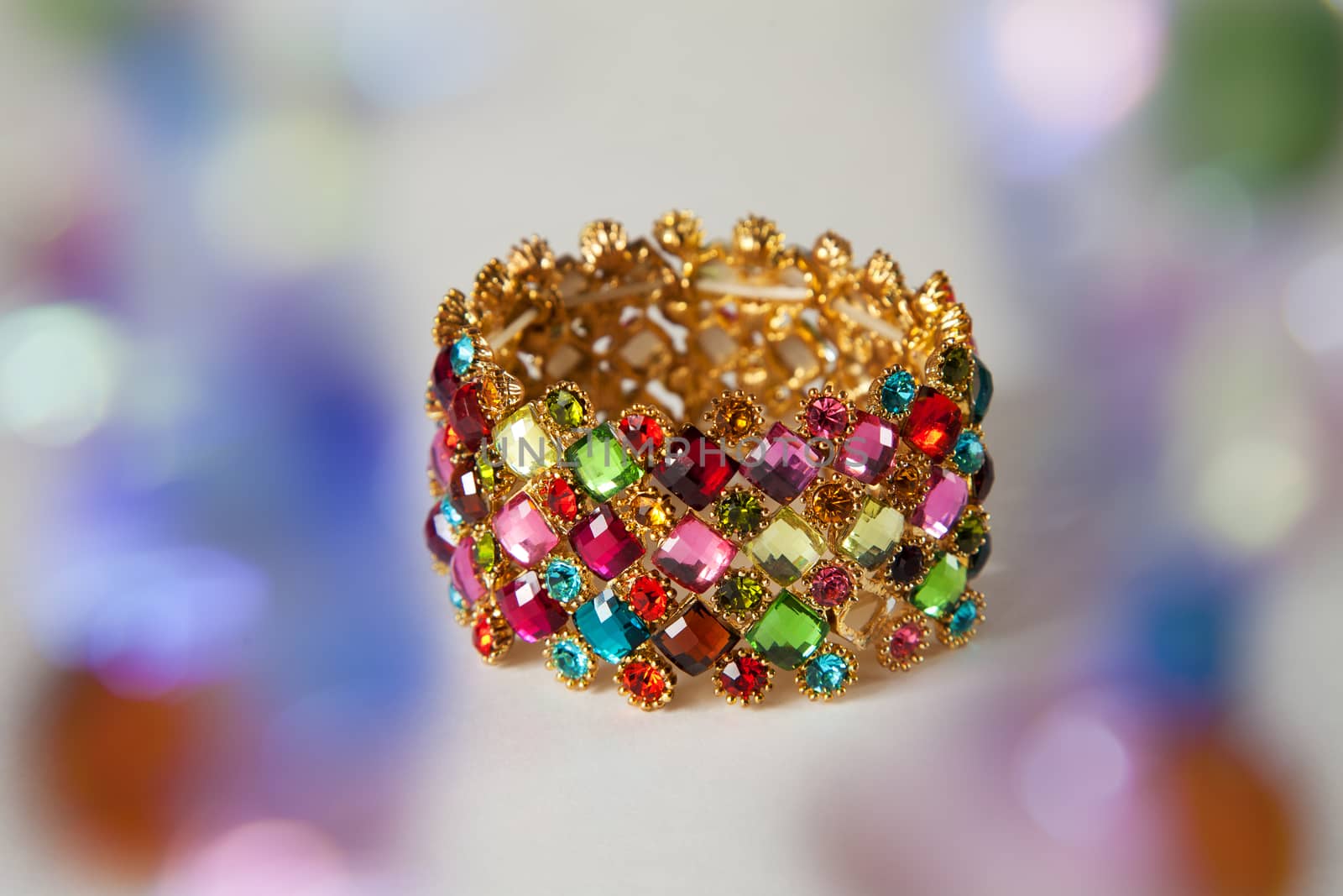 bright colourful jewellery braselet by raddnatt