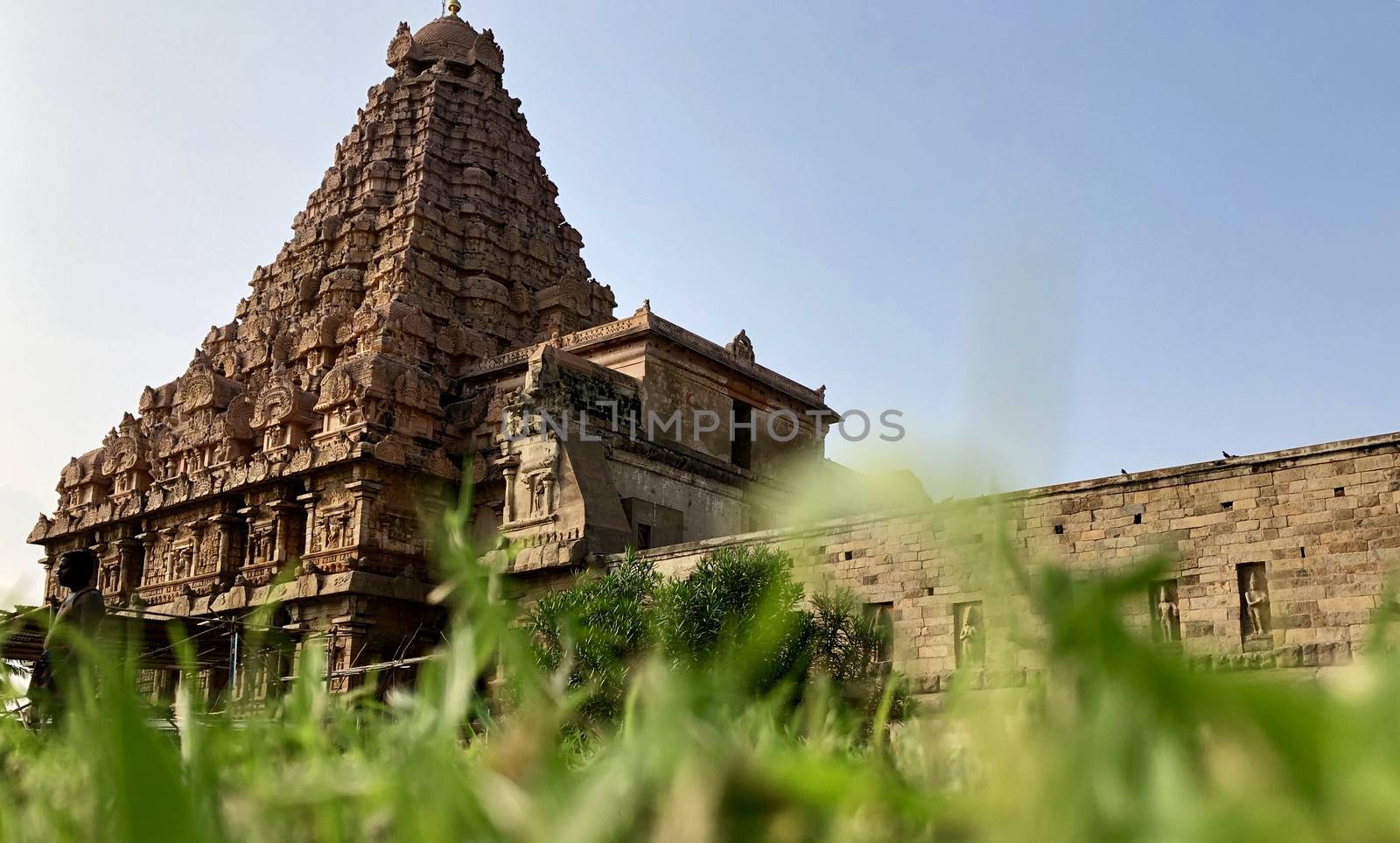 The Brihadisvara or Brihadeeswar temple located in Gangaikonda Cholapuram, Tamilnadu is one of the oldest structure built by Rajendra Chola-I in 11th Century AD. This is the Hindu temple built in Dravidian architecture style. The temple is entirely built with granite stones and the temple contains many monolithic sculptures in it. Also tamil words are inscribed in the wall of the temple. This temple is dedicated to Lord shiva and it is a UNESCO world heritage site.