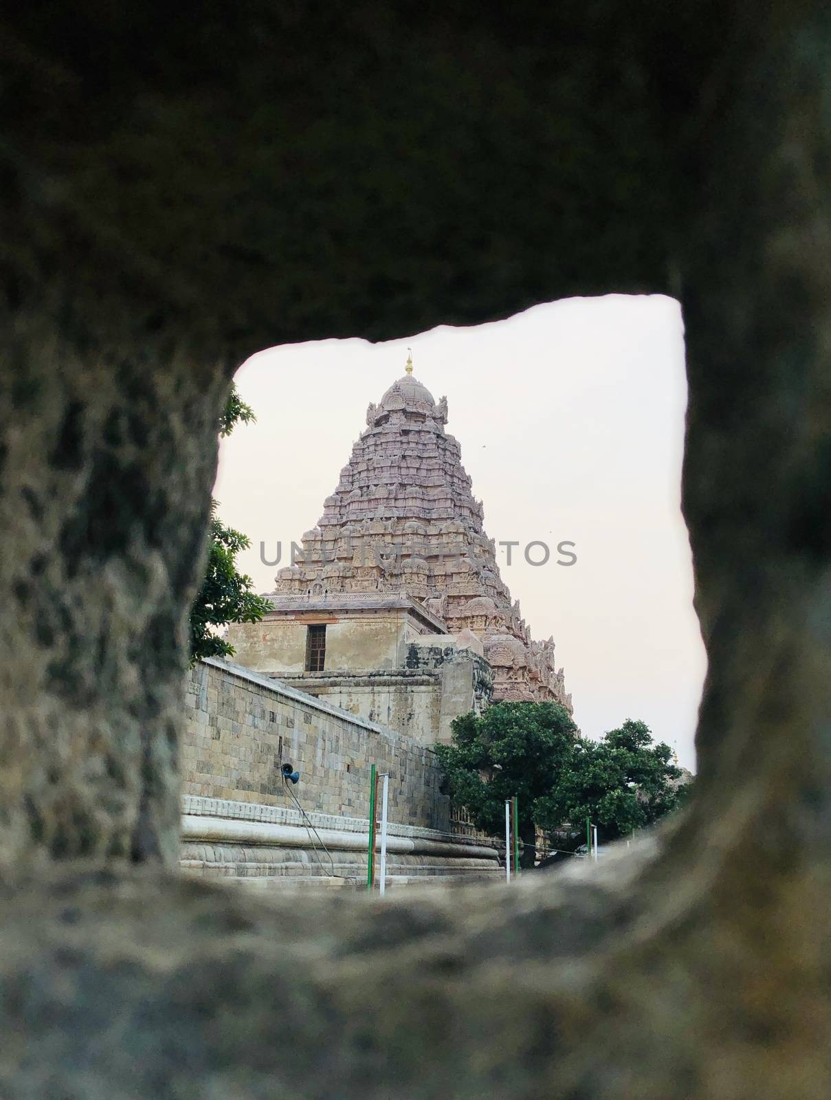 The Brihadisvara or Brihadeeswar temple located in Gangaikonda Cholapuram, Tamilnadu is one of the oldest structure built by Rajendra Chola-I in 11th Century AD. This is the Hindu temple built in Dravidian architecture style. The temple is entirely built with granite stones and the temple contains many monolithic sculptures in it. Also tamil words are inscribed in the wall of the temple. This temple is dedicated to Lord shiva and it is a UNESCO world heritage site.