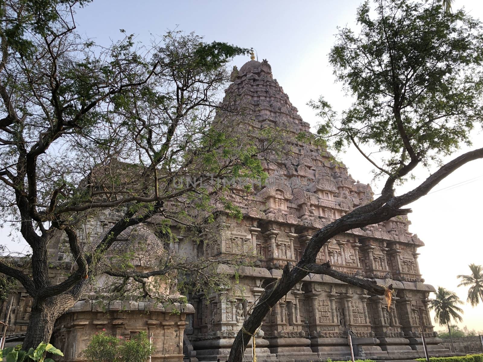 The Brihadisvara or Brihadeeswar temple located in Gangaikonda Cholapuram, Tamilnadu is one of the oldest structure built by Rajendra Chola-I in 11th Century AD. This is the Hindu temple built in Dravidian architecture style. The temple is entirely built with granite stones and the temple contains many monolithic sculptures in it. Also tamil words are inscribed in the wall of the temple. This temple is dedicated to Lord shiva and it is a UNESCO world heritage site.