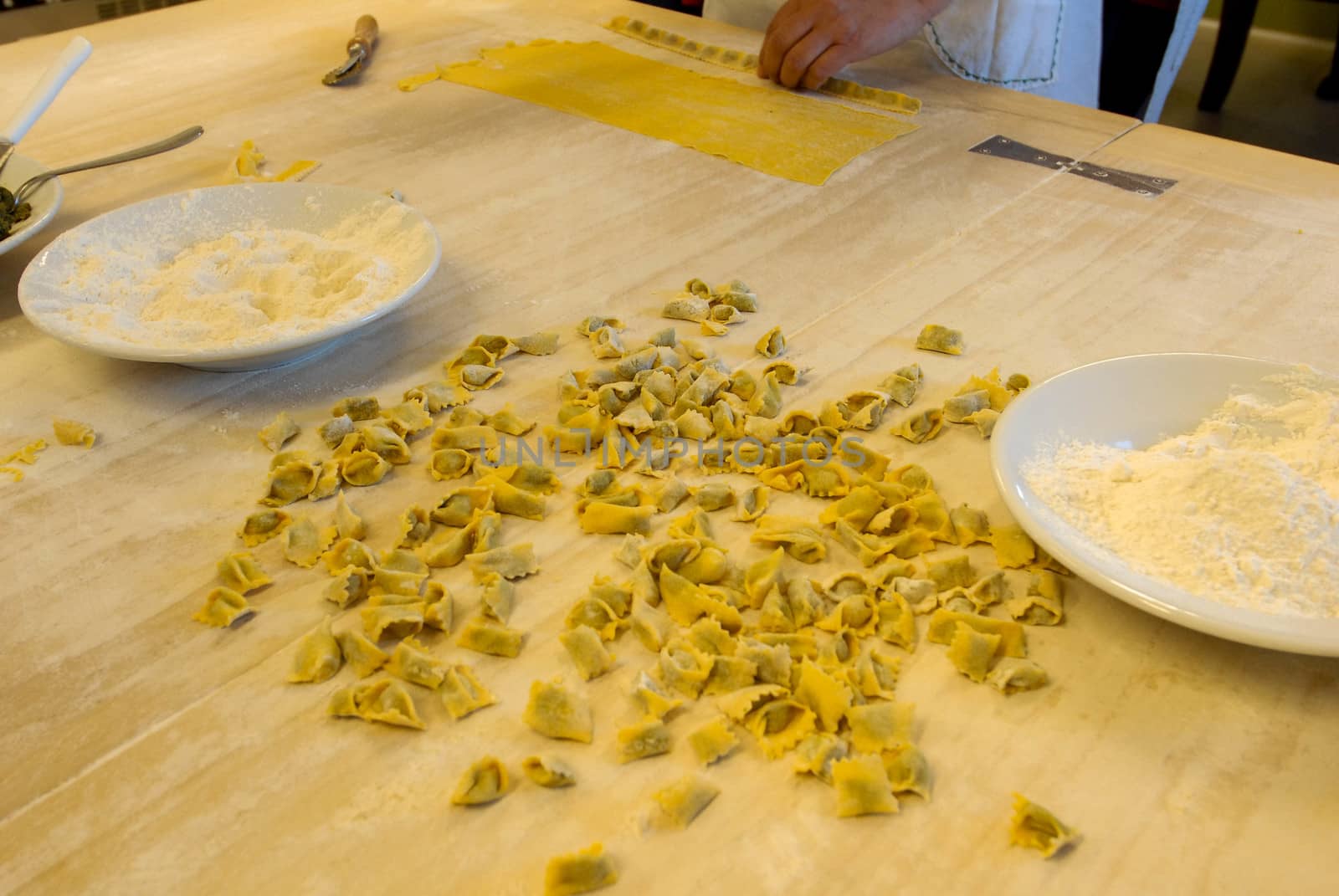 Typical pasta of the Langhe: agnolotti by cosca