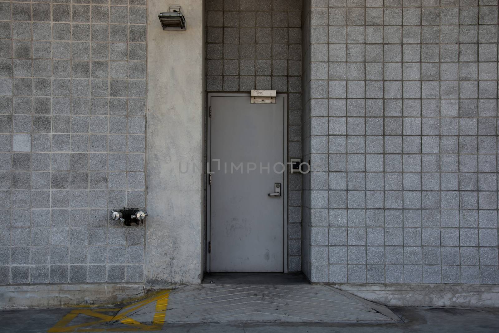 Fire exit door and fire extinguish equipment
