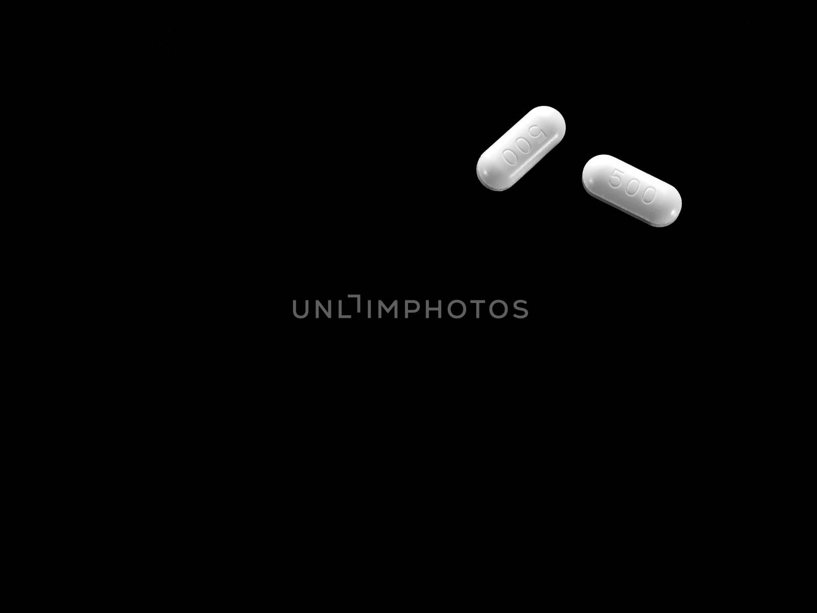 Paracetamol tablet medicine by Satakorn