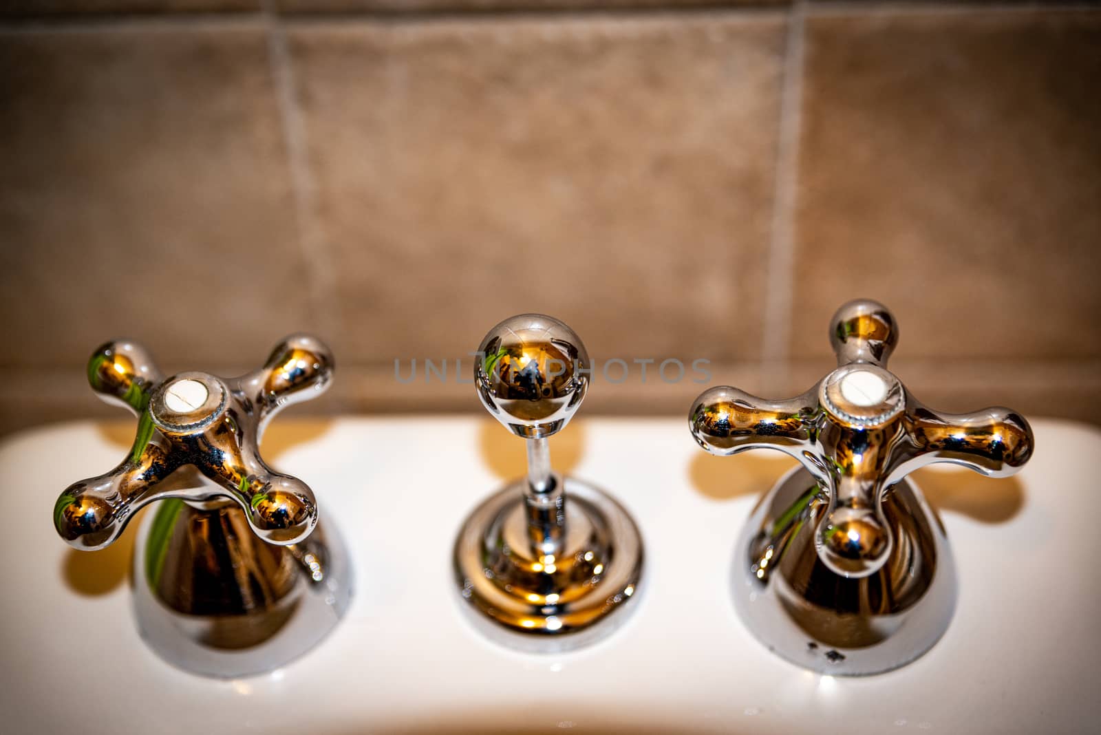 bathroom sanitary taps by carfedeph