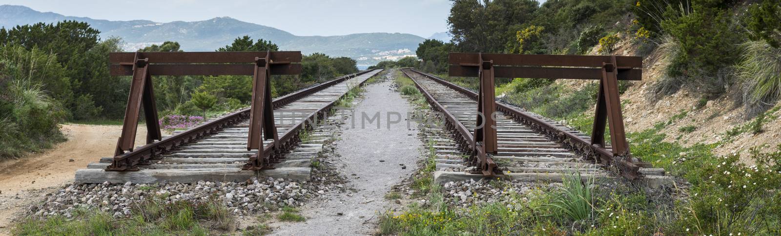 buffer at the end of the railraod from olbia to golfo aranchi by compuinfoto