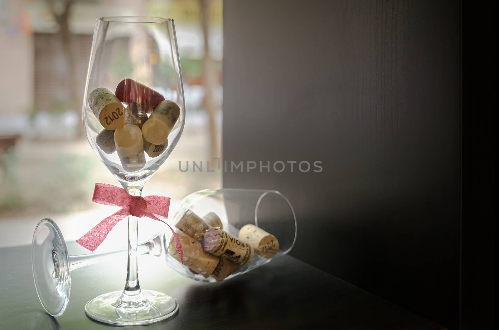 Wine glass with stoppers show by efeGePh