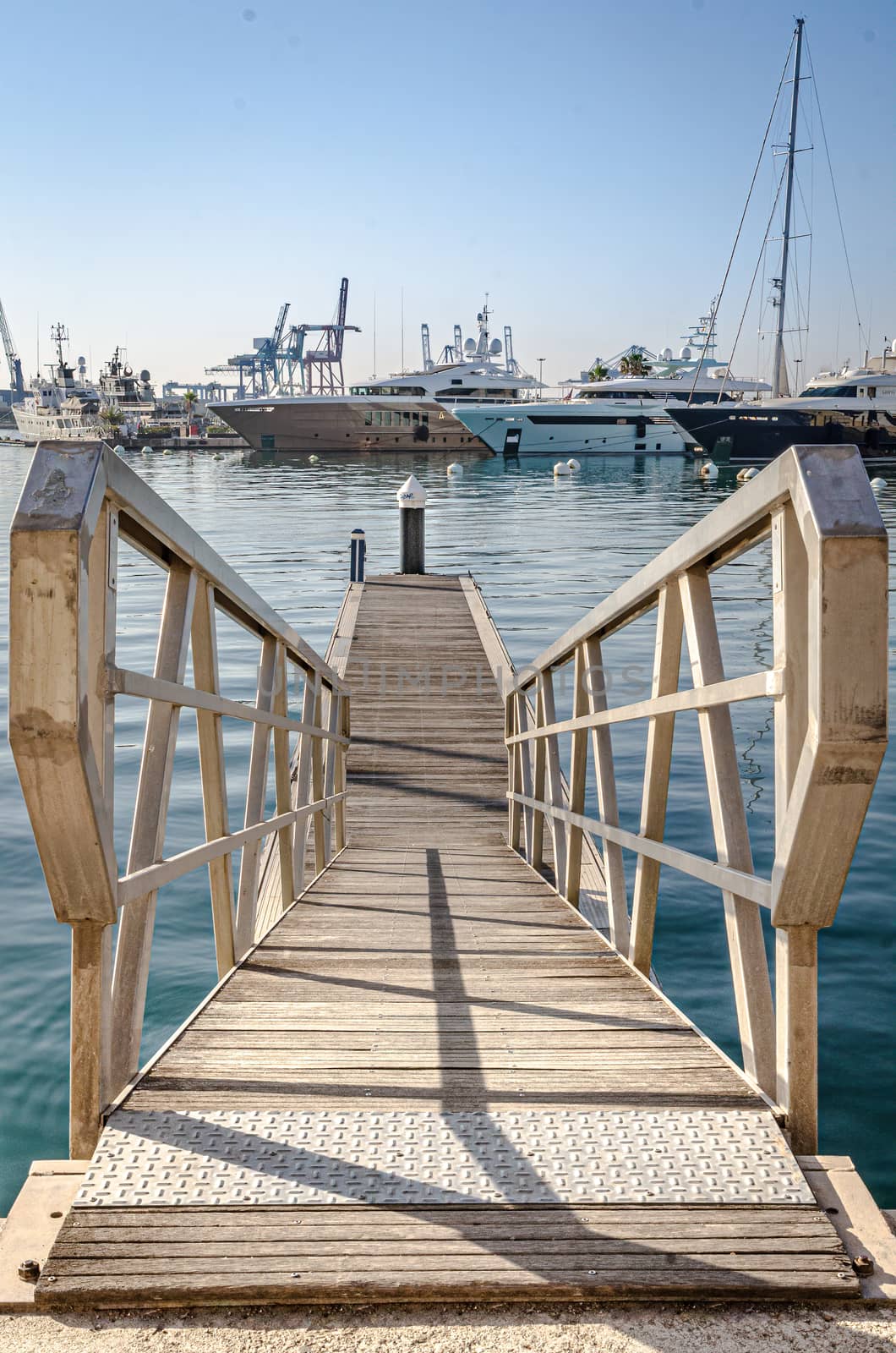 Gateway to the sea in the port of Valencia by efeGePh