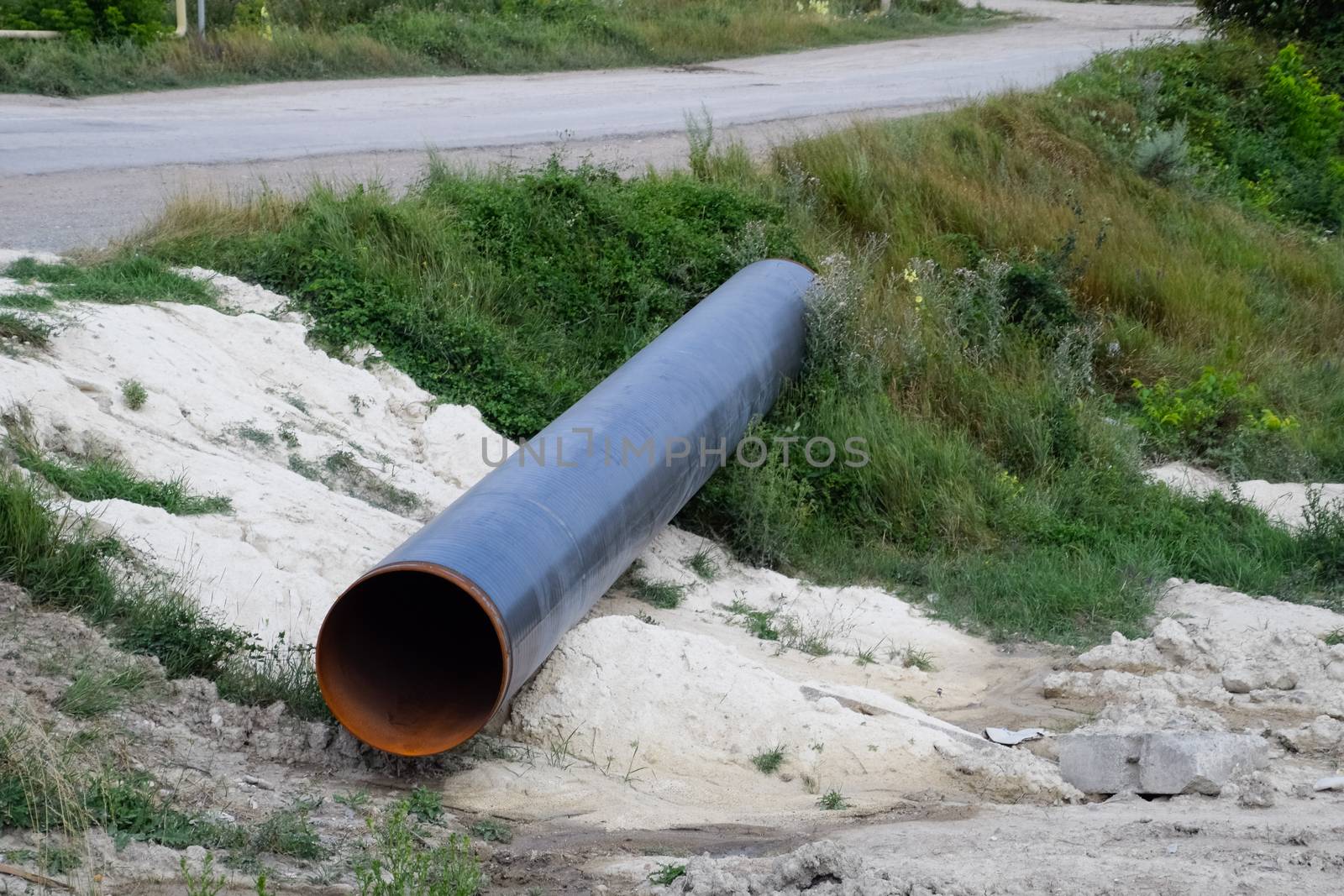 Construction of the pipeline. a Underground gas pipeline, pipeline laying underground.