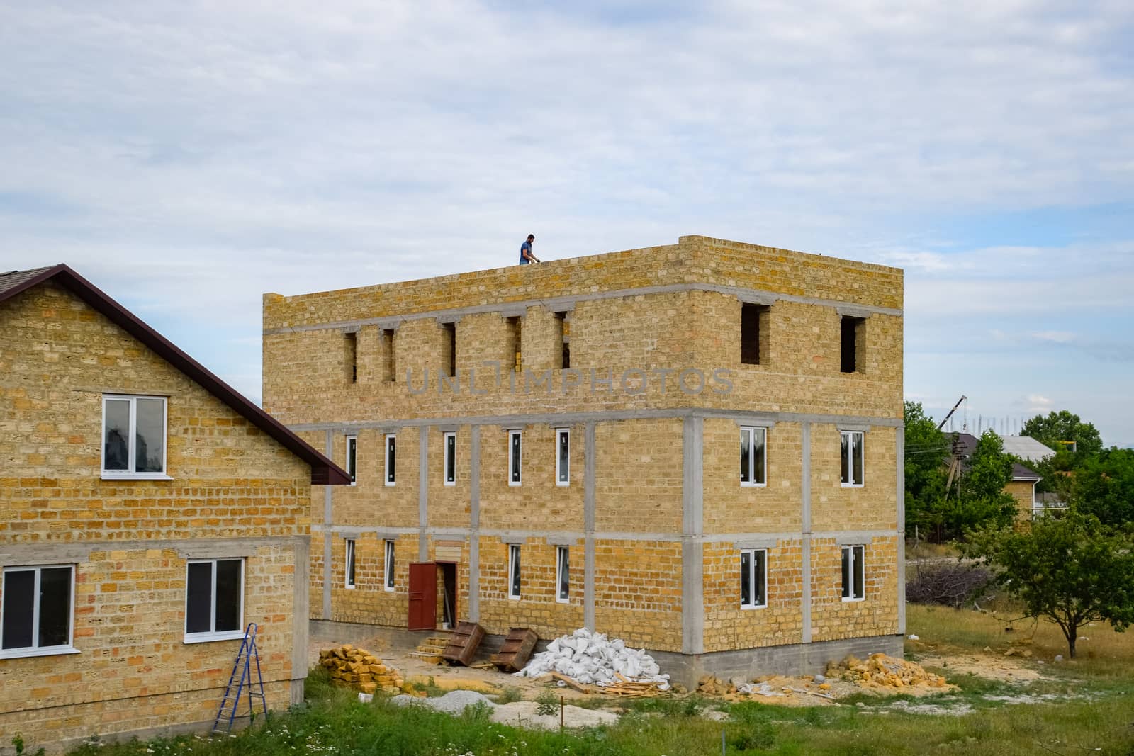 Limestone limestone houses. Building material is limestone.