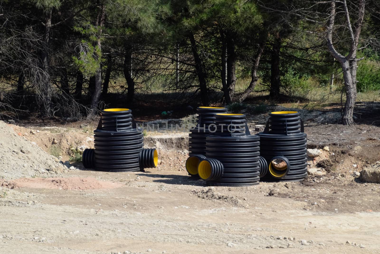 Construction of stormwater and sewerage at roads and highways. a Transportation sewer.