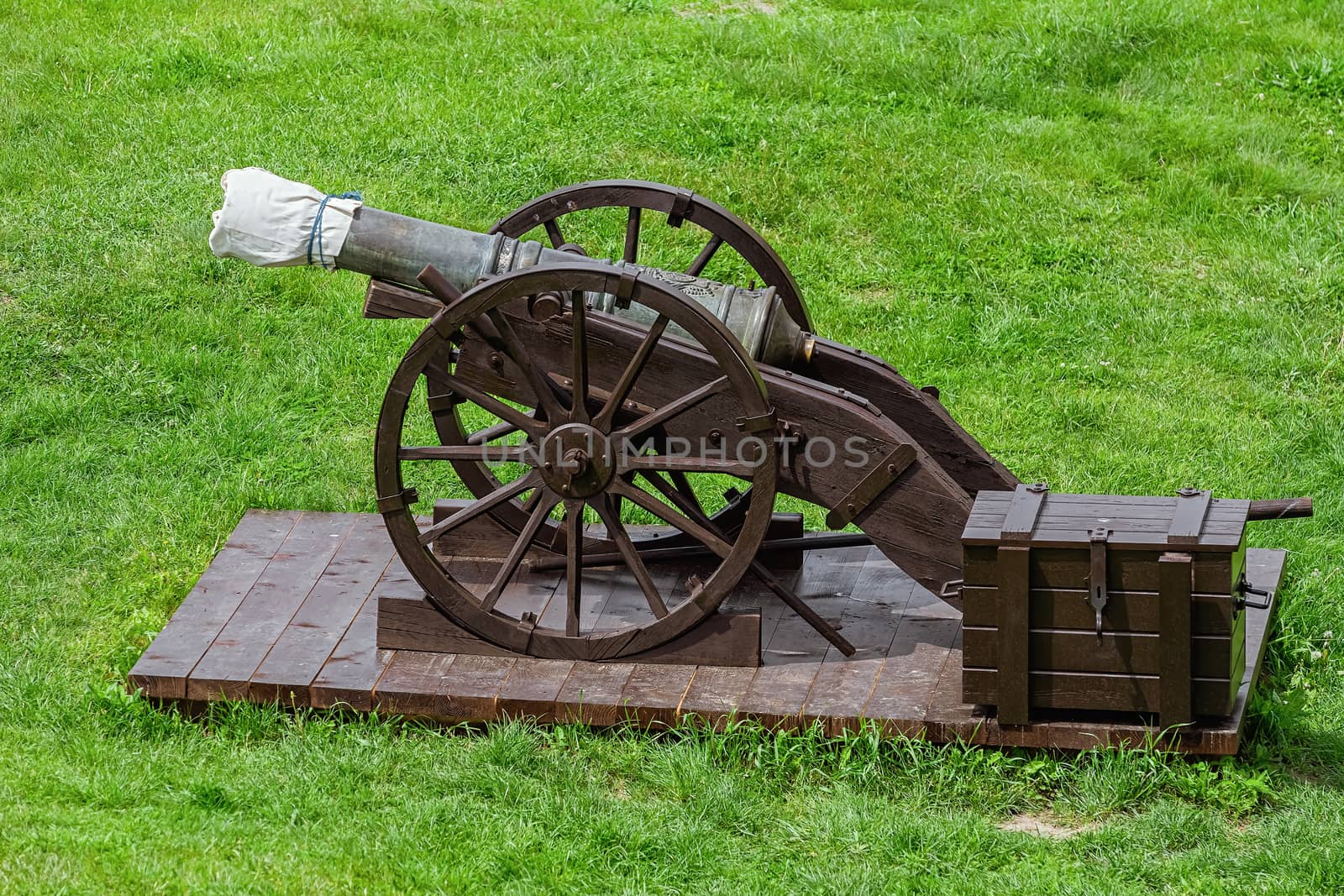 Fortress Cannon in Alba Carolina Citadel by SNR