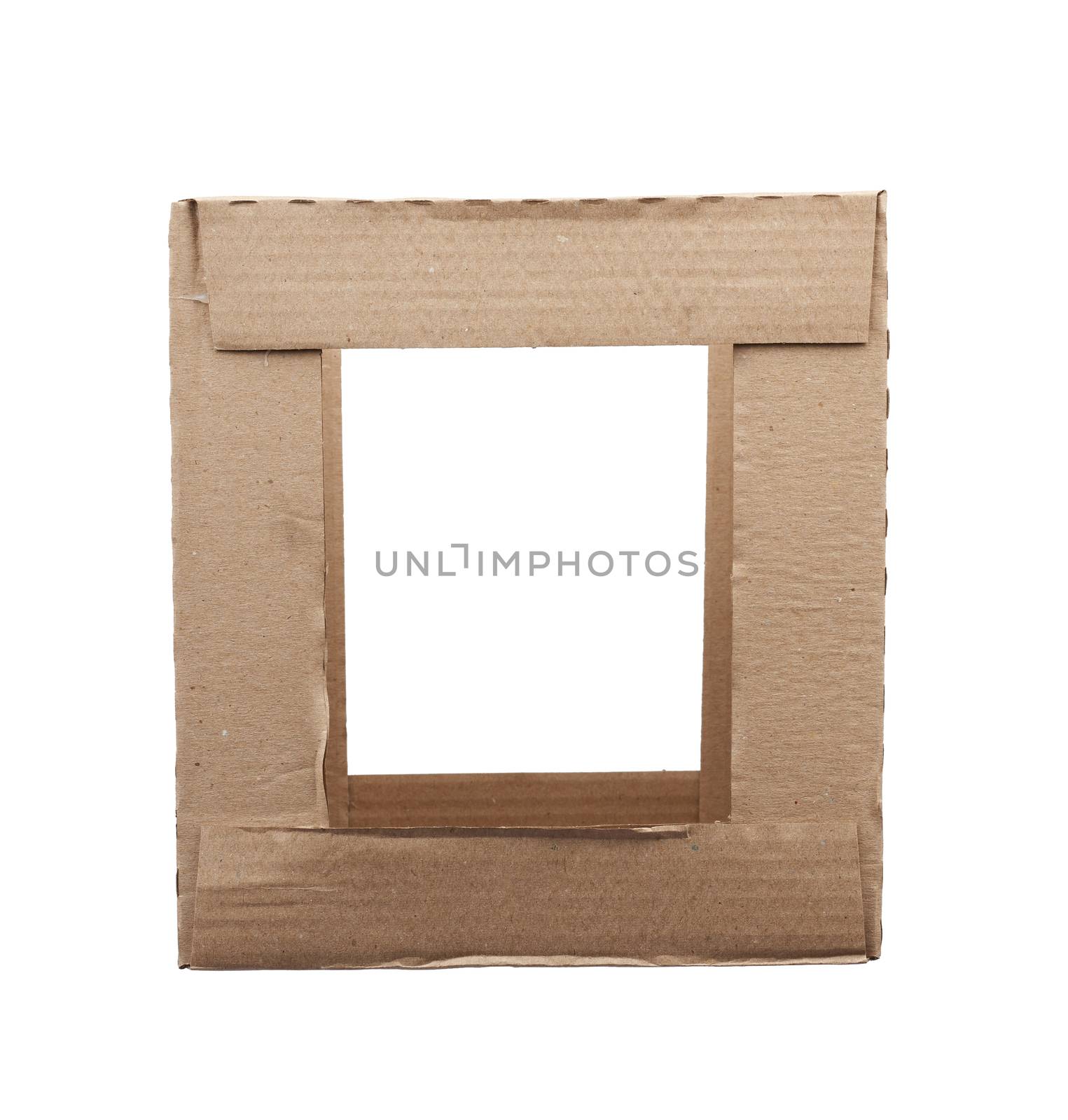 rectangular box of brown cardboard, box for transporting bottles, side view, hole on the side