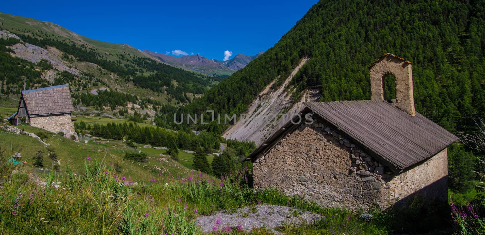 riaille ceillac queyras in hautes alpes in france by bertrand