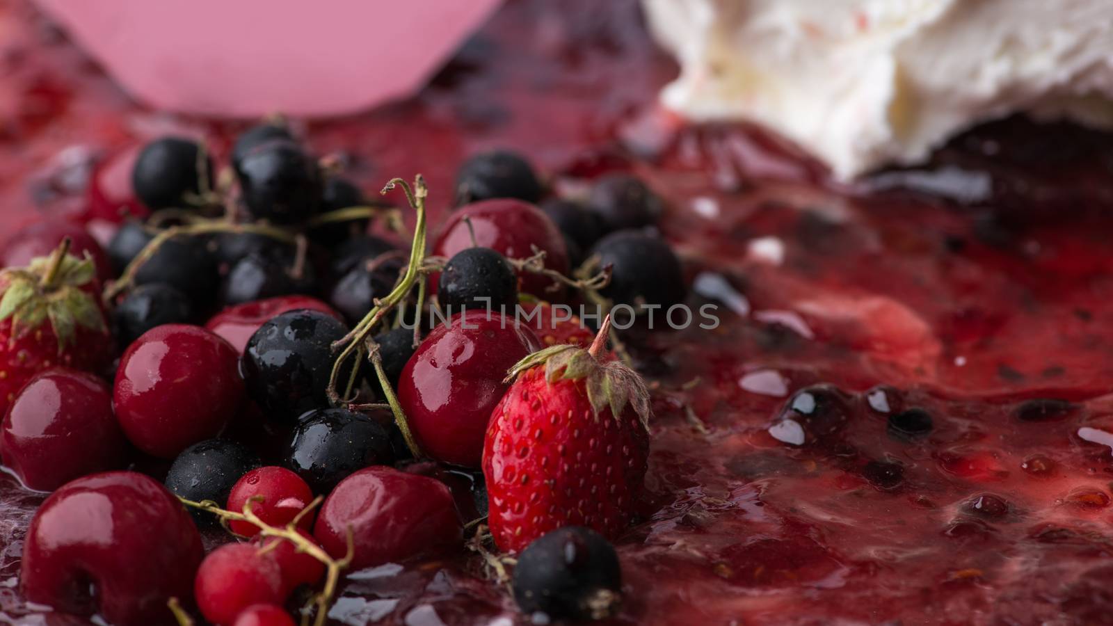close-up of appetizing ice cream with berries, macro photography