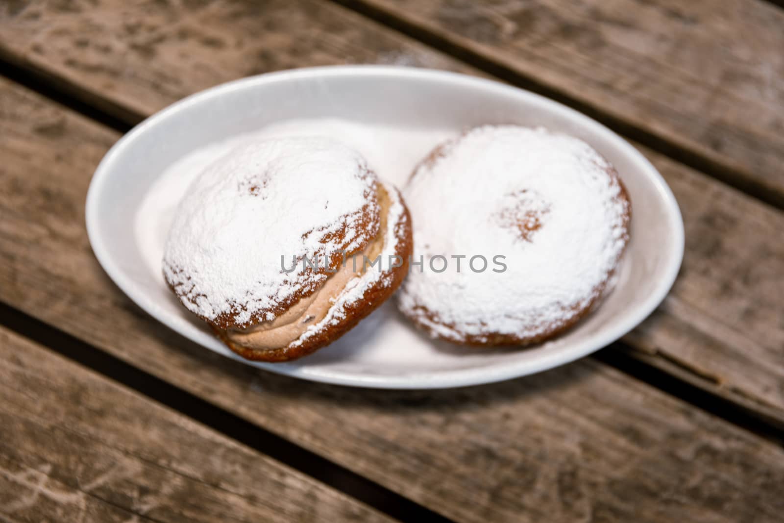 Close up of sugary donuts by camerarules