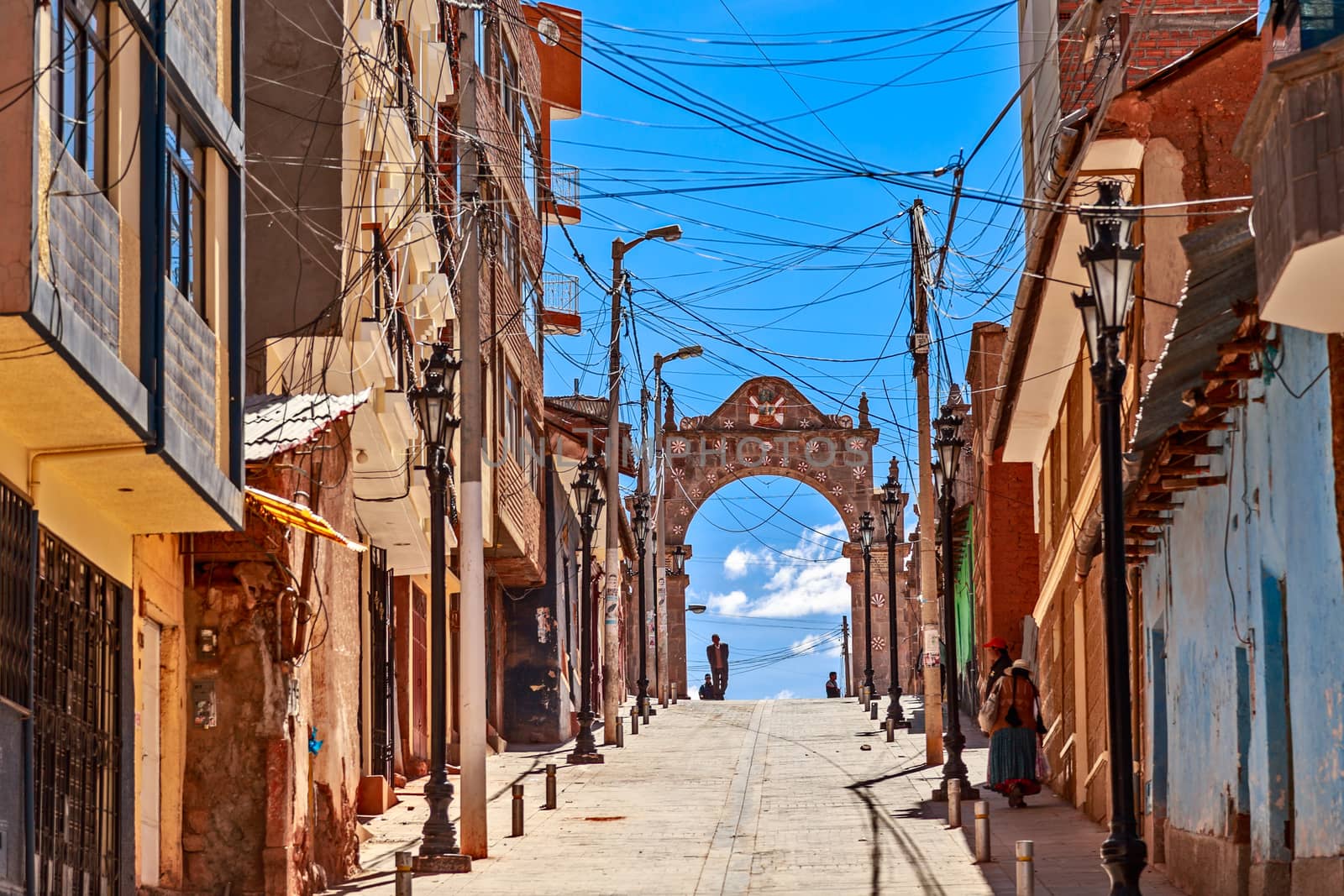 Long arcade with catholic cathedral, Central square of Arequipa, Peru