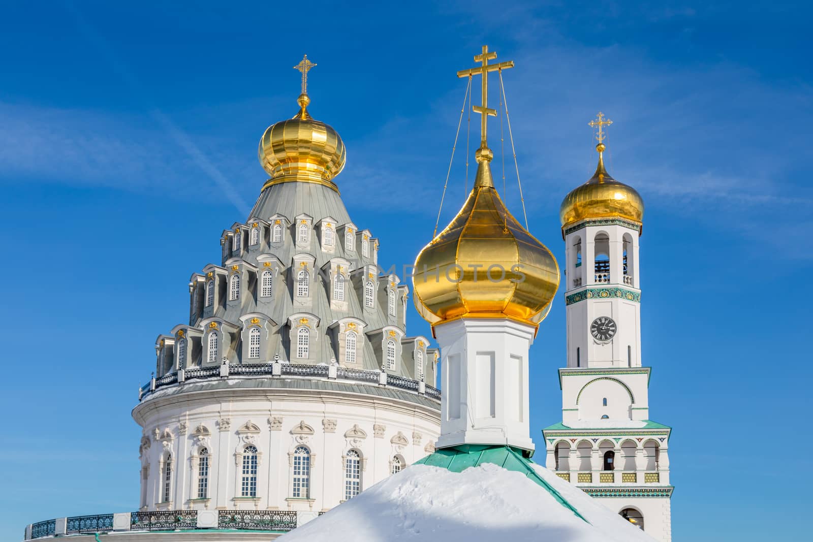 Golden domes of Voskresensky cathedral in Resurrection or New Jerusalem Monastery, Istra, Moscow region