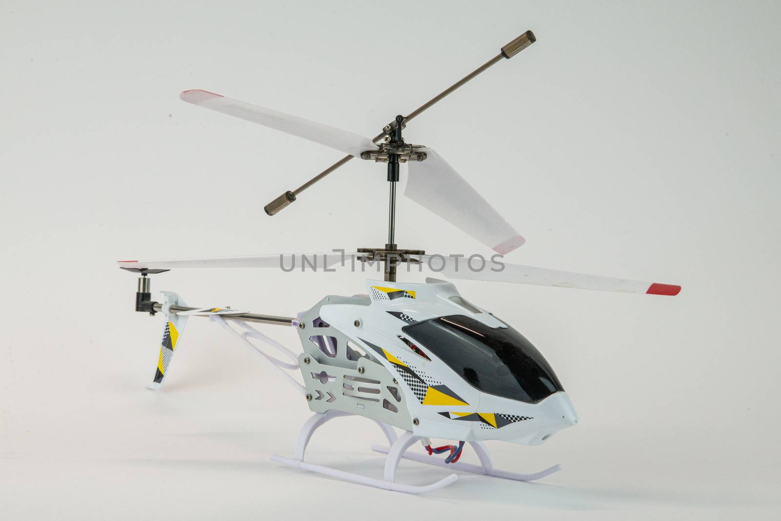 white electric helicopter model by carfedeph