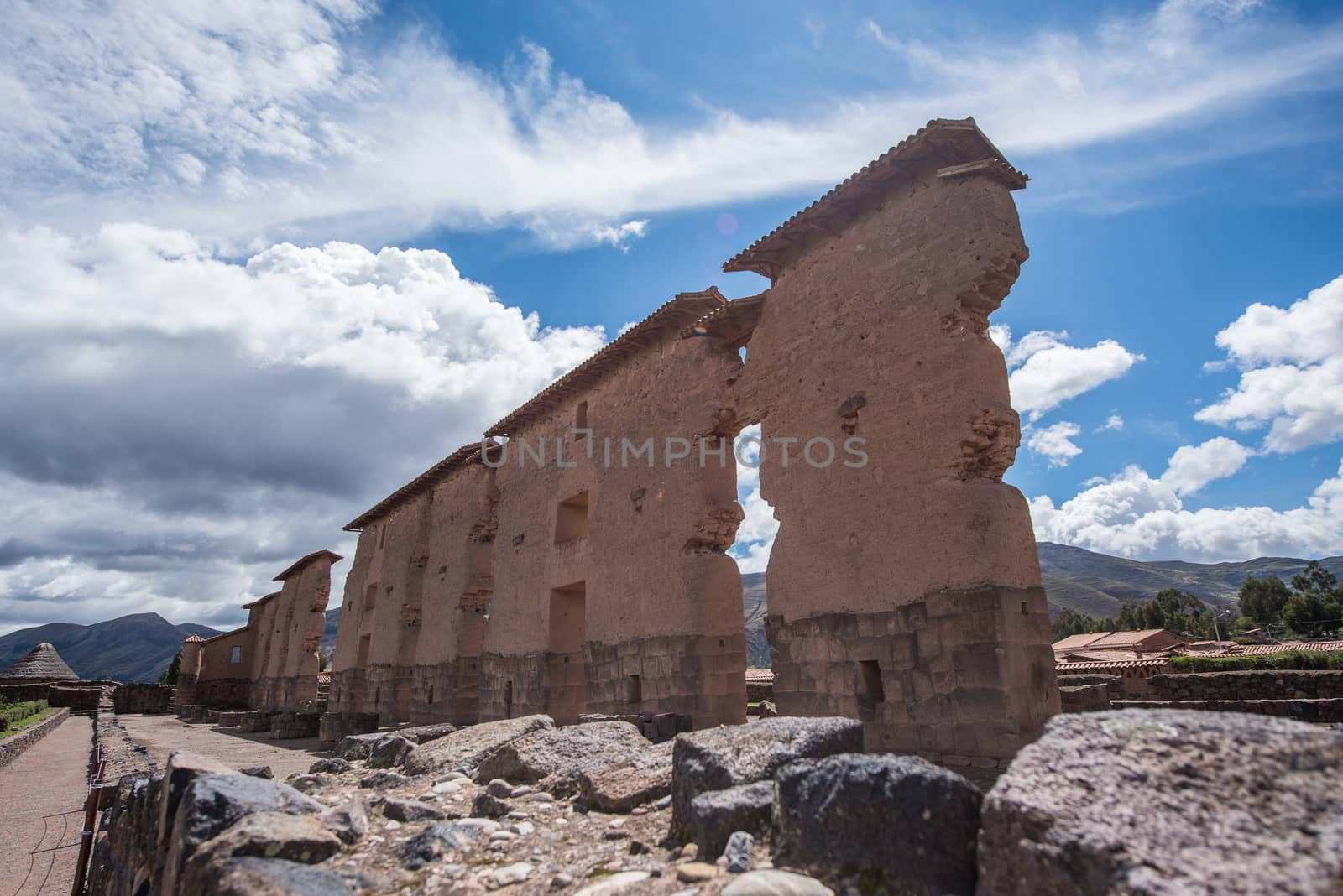 Ruinas Raqchi is a ruins and is located in Provincia de Canchis, Cusco, Peru. by rayints
