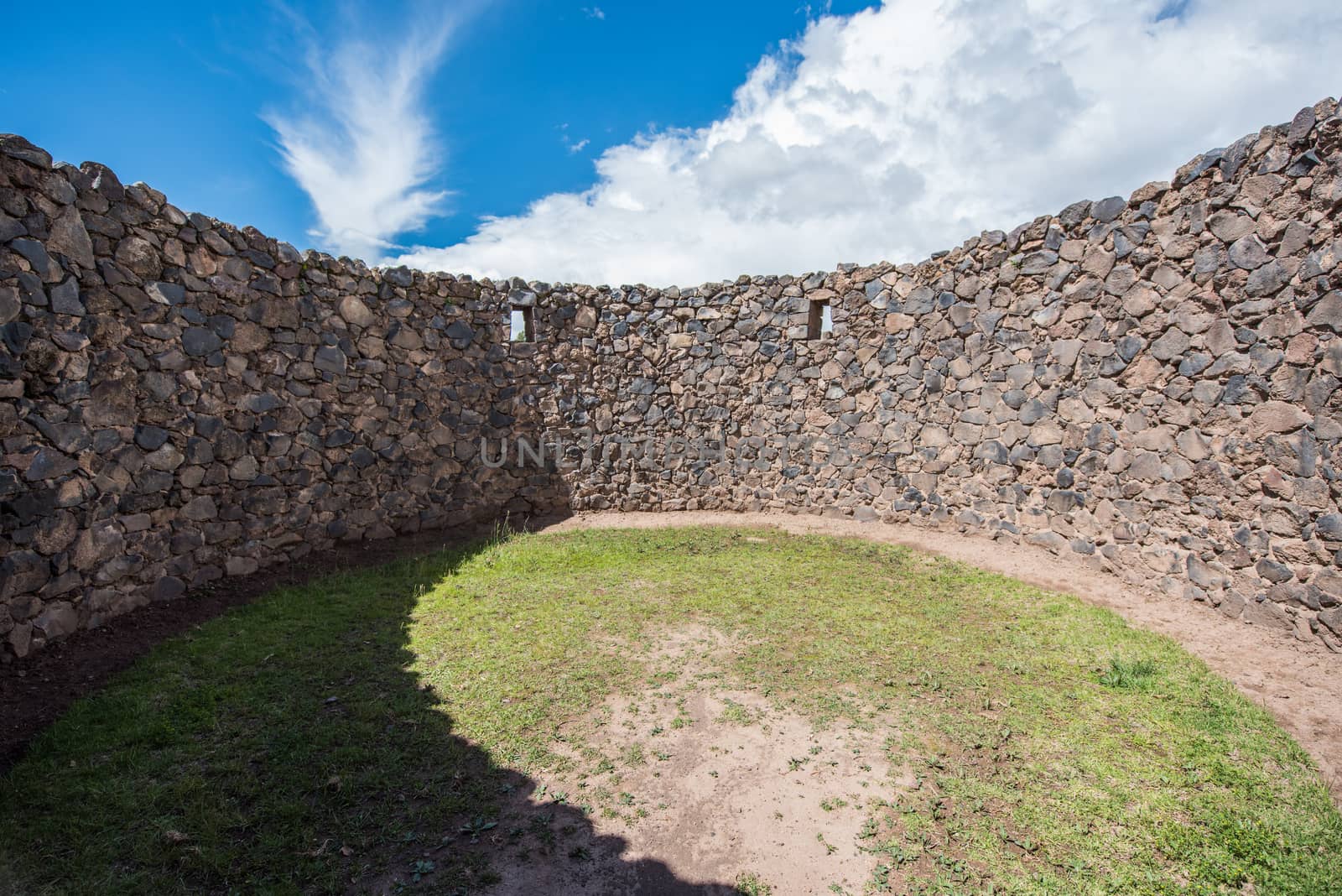 Ruinas Raqchi is a ruins and is located in Provincia de Canchis, Cusco, Peru. by rayints