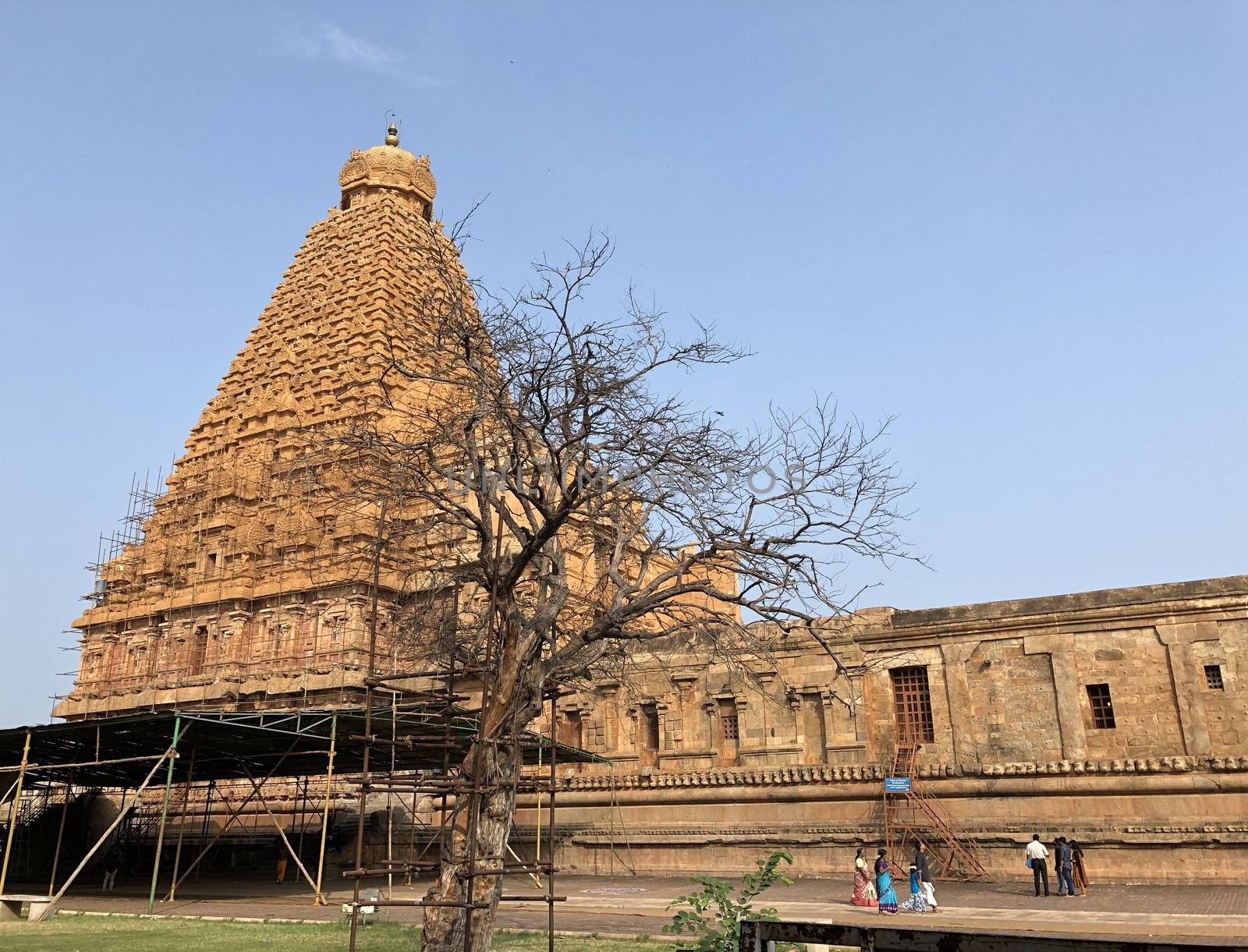 The Brihadisvara temple or Brihadeeswar temple located in Thanjavur, Tamilnadu built by Tamil King Raja Raja Chola-I between 1003 and 1010 AD. This is the Hindu temple built in Dravidian architecture style. The temple is entirely built with granite stones and the temple contains many monolithic sculptures in it. This temple is one of the `Great Living Chola Temples` and also tamil words are inscribed in the wall of the temple. This temple is dedicated to Lord shiva and it is a UNESCO World Heritage Site.