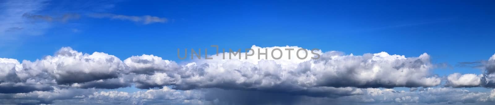 Stunning colorful sky panorama showing beautiful cloud formations in high resolution.