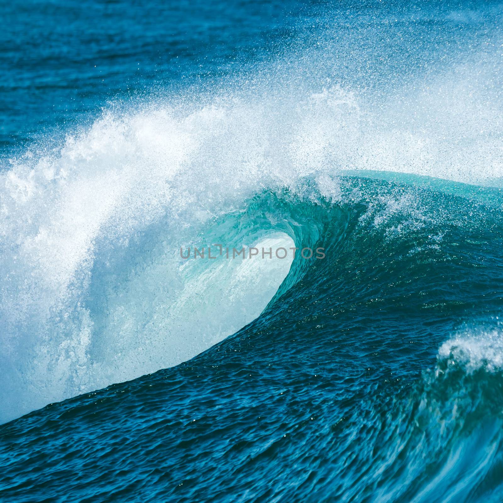 Wave by Digoarpi
