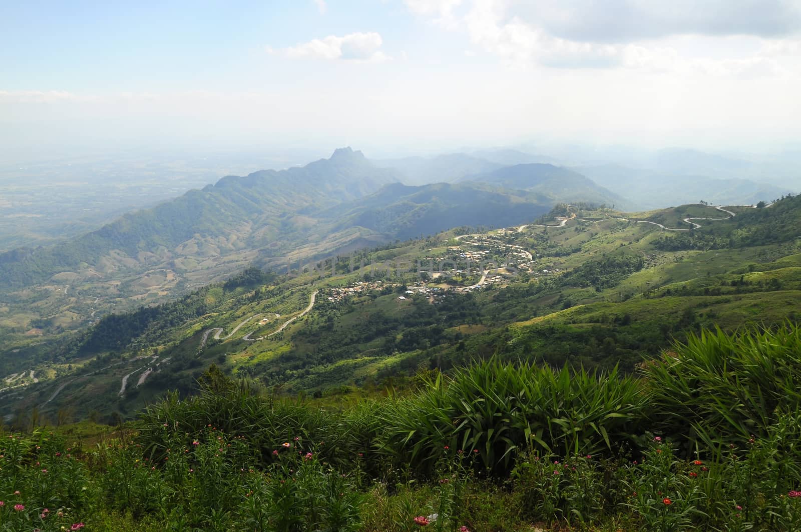 Beautiful mountain and valley views in the morning, Phu Thap Berk, Phetchabun Province in Thailand.