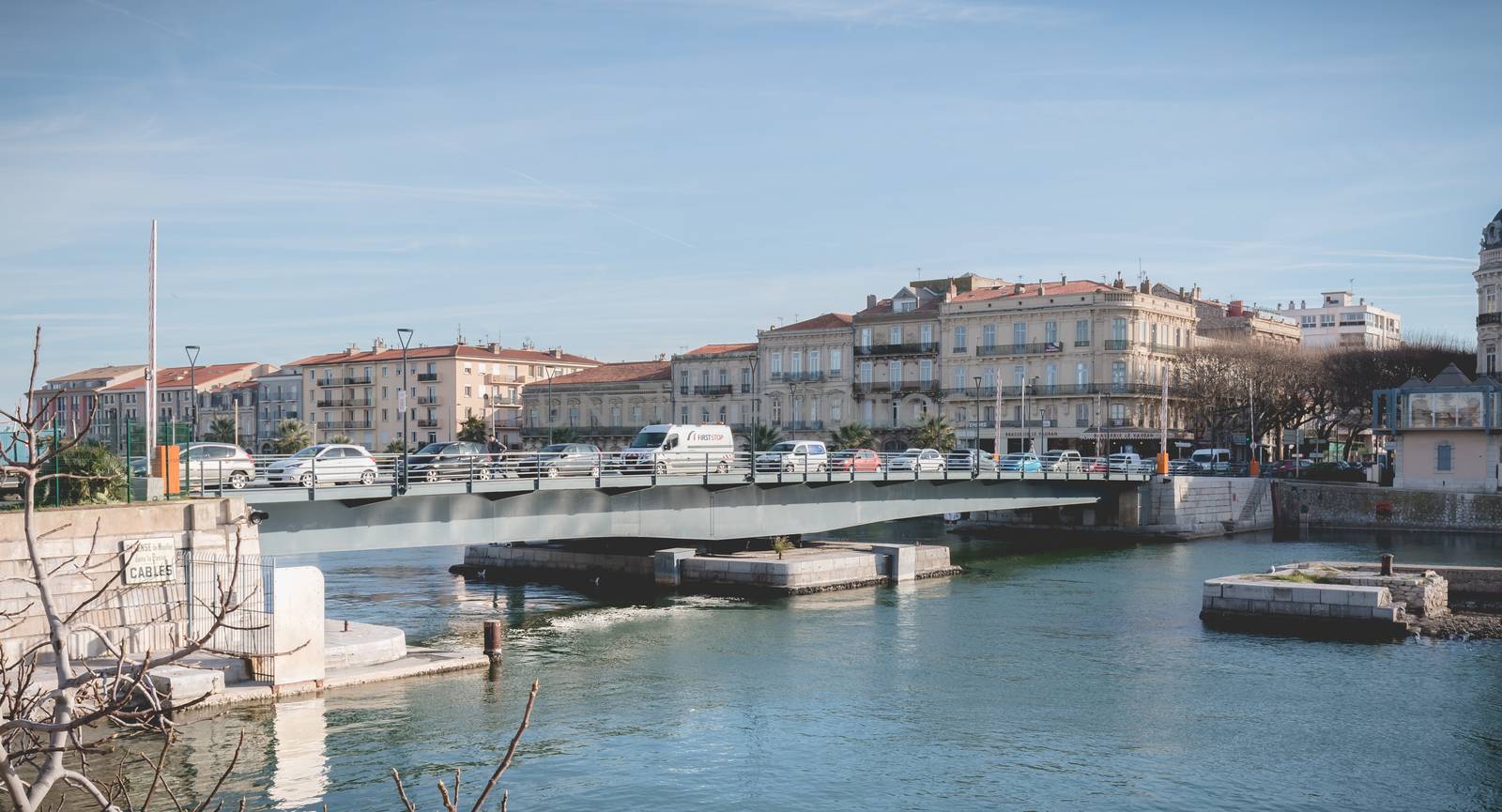 car traffic in the city center of Sete, France by AtlanticEUROSTOXX