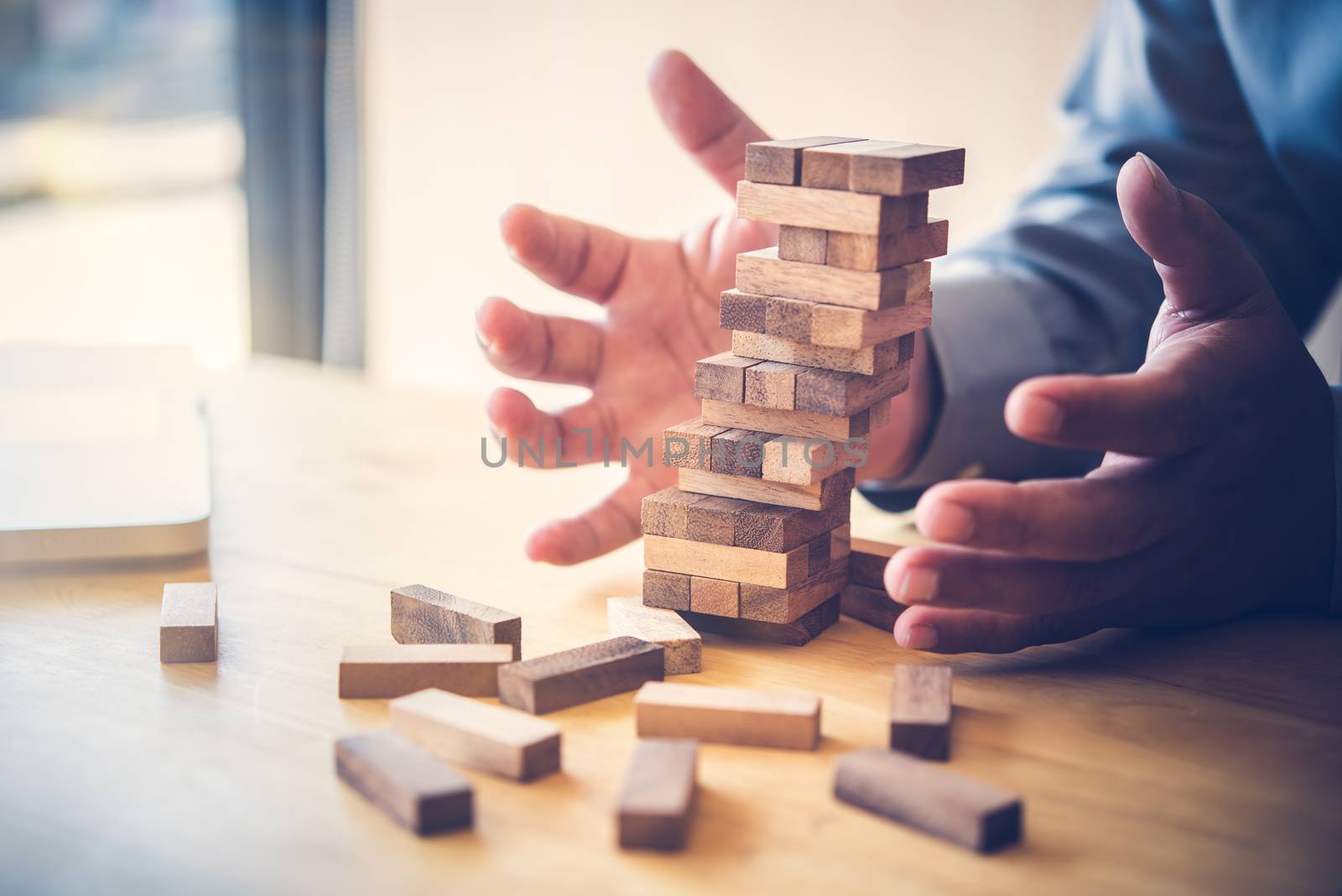 Business risks in the business. Requires planning Meditation must be careful in deciding to reduce the risk in the business. As the game drew to a wooden block from the tower