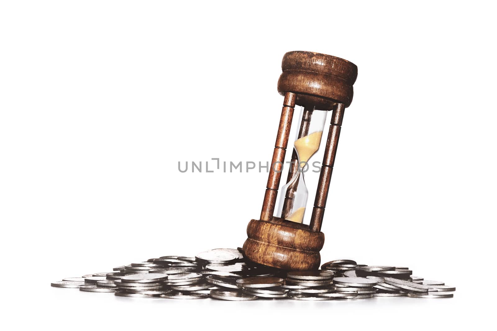 hourglass with the pile of coins by winnond