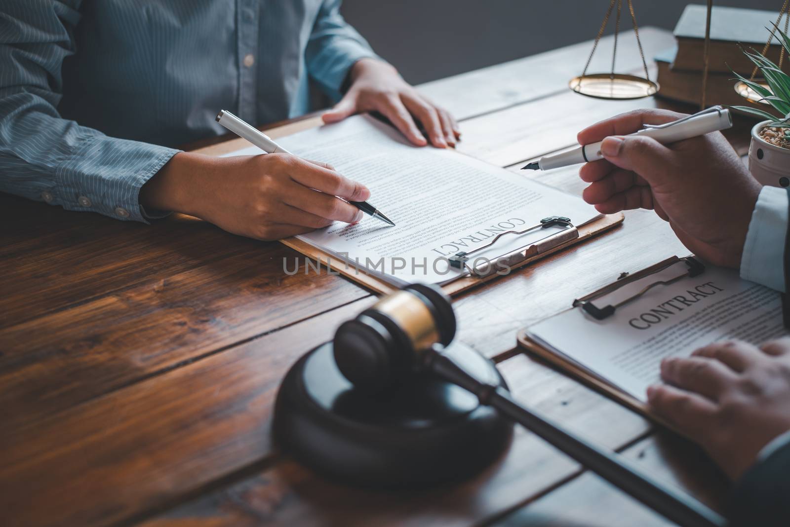 Lawyers give advice about judgment, agreements, justice Customer by photobyphotoboy