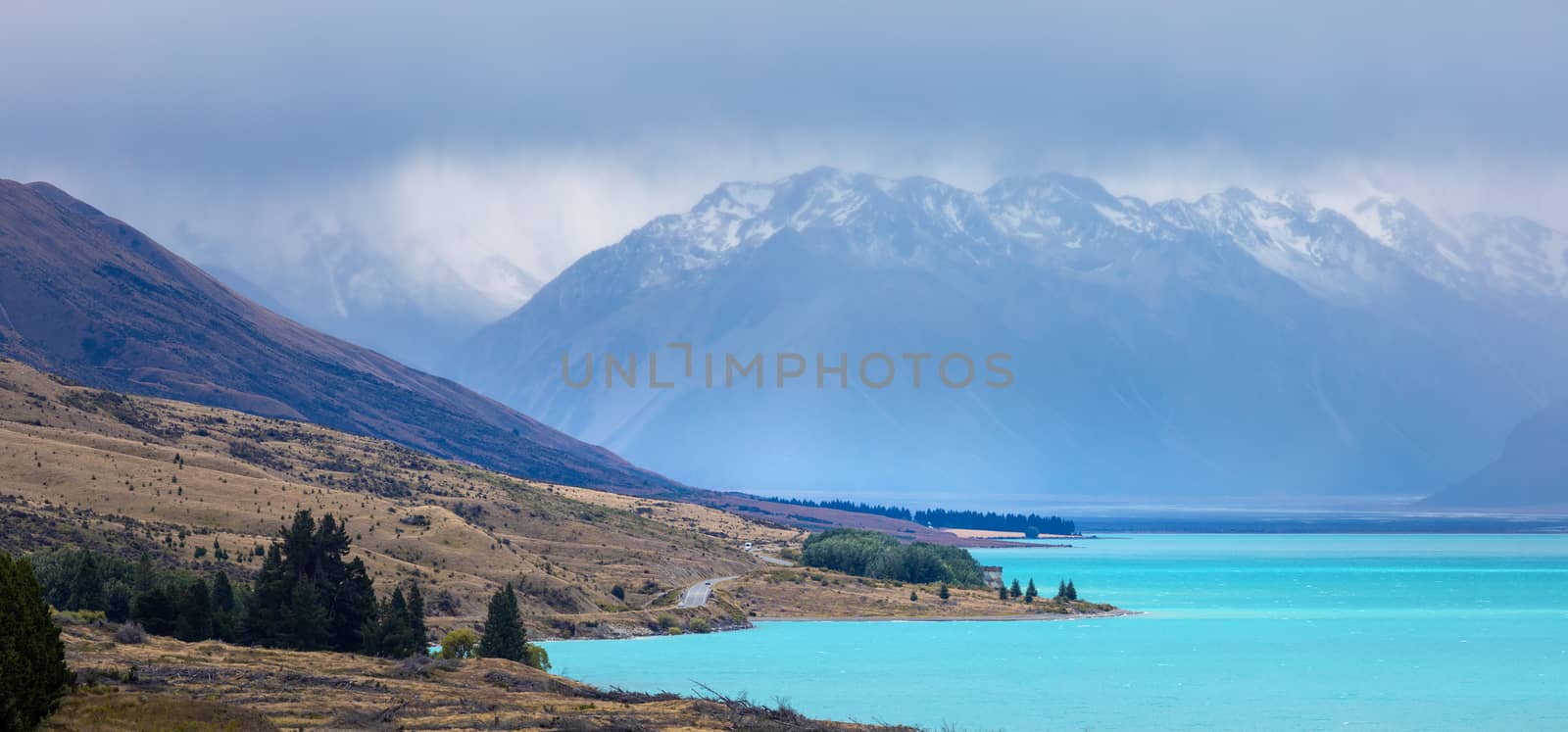An image of the turquoise Lake Pukaki in New Zealand