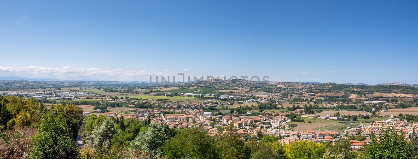 An image of a panoramic scenery in Italy Marche