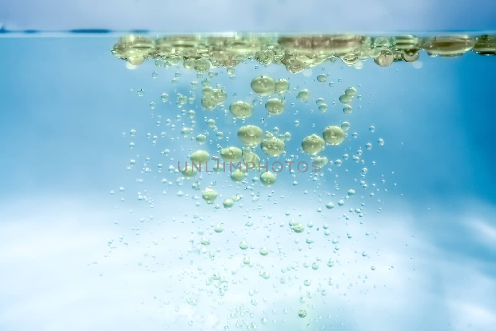 An image of a nice water oil bubbles background