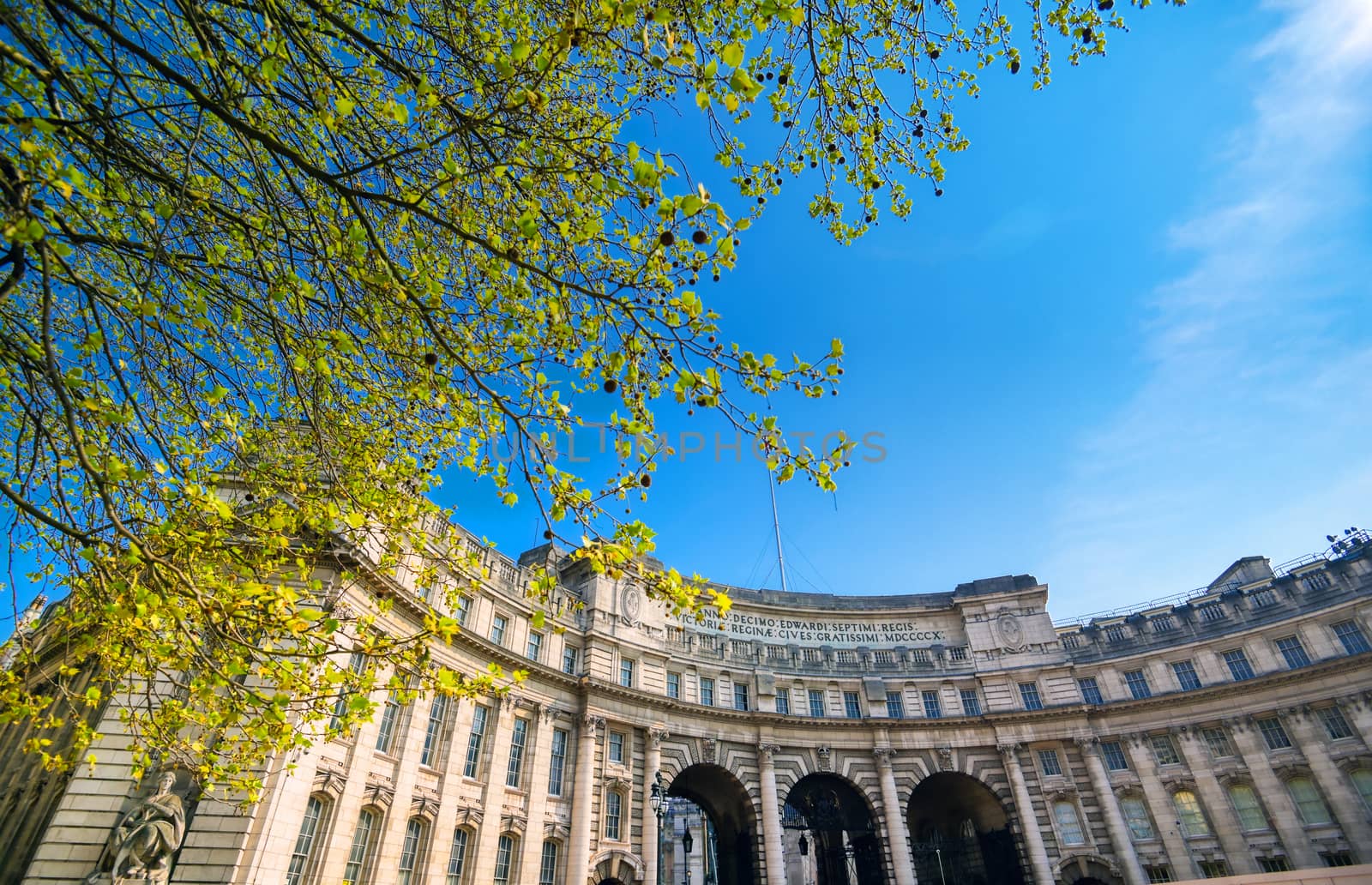 A view of the Admiralty Arch on a sunny day in London, UK.