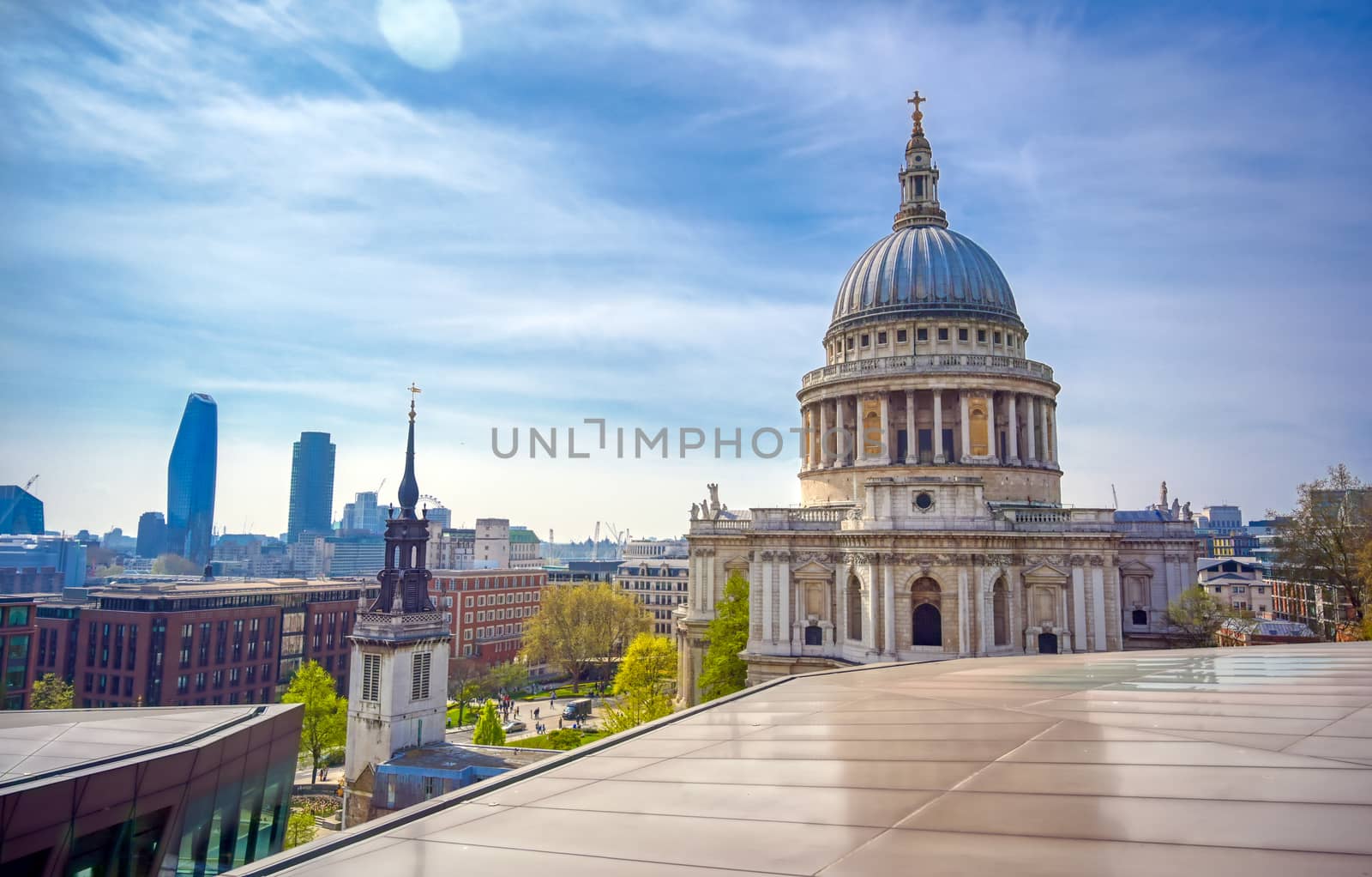 St. Paul's Cathedral in London, UK by jbyard22