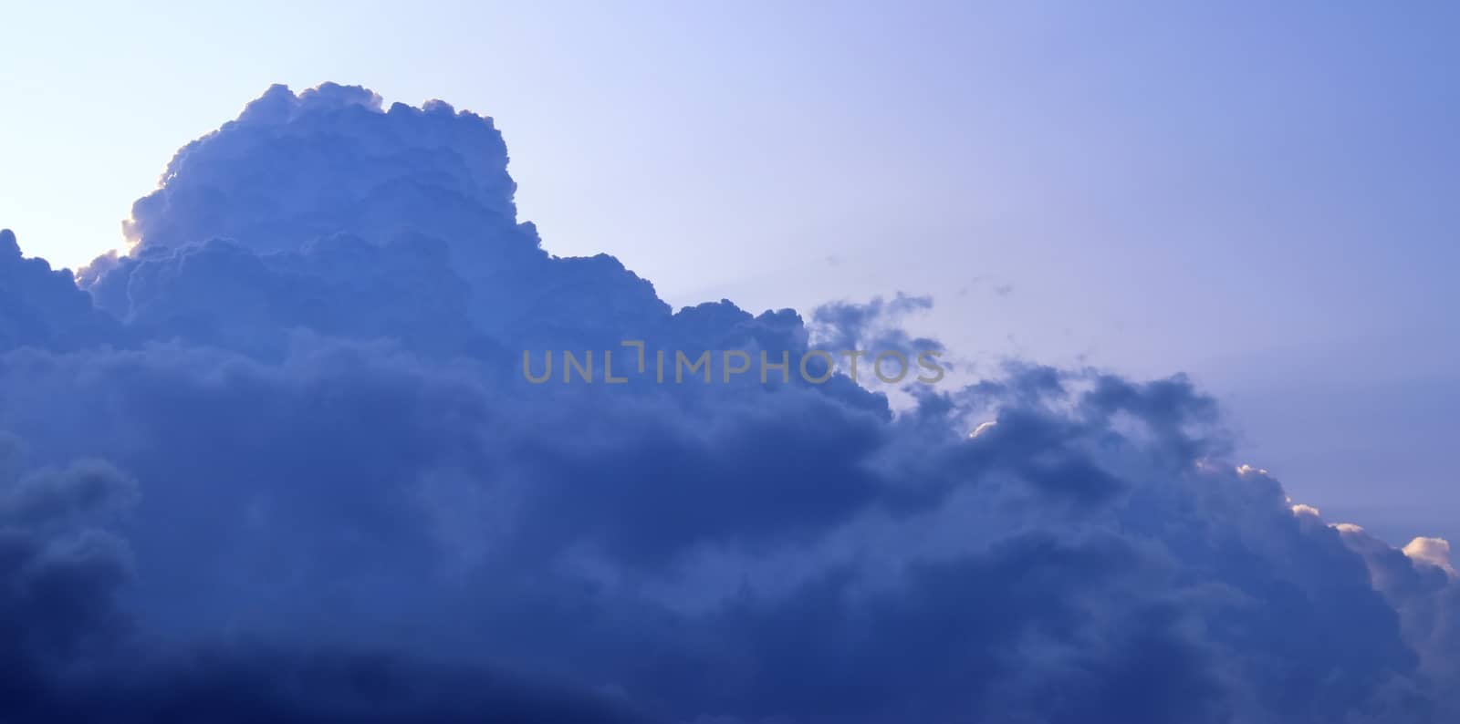 Stunning dark cloud formations right before a thunderstorm.