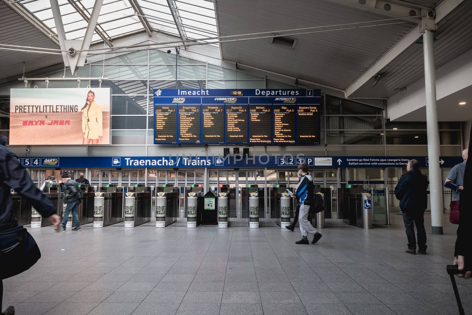 Passengers walking in Connolly DART train station in Dublin by AtlanticEUROSTOXX