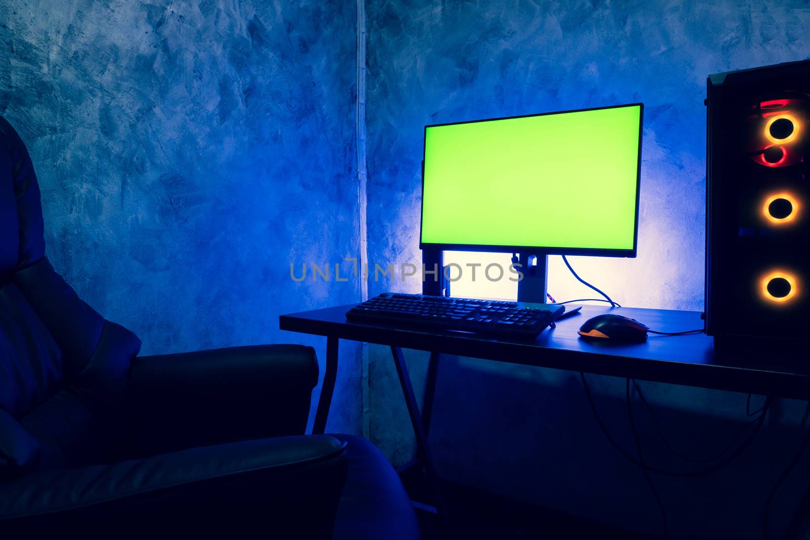 A blank screen computer on a table. E-sport concept.