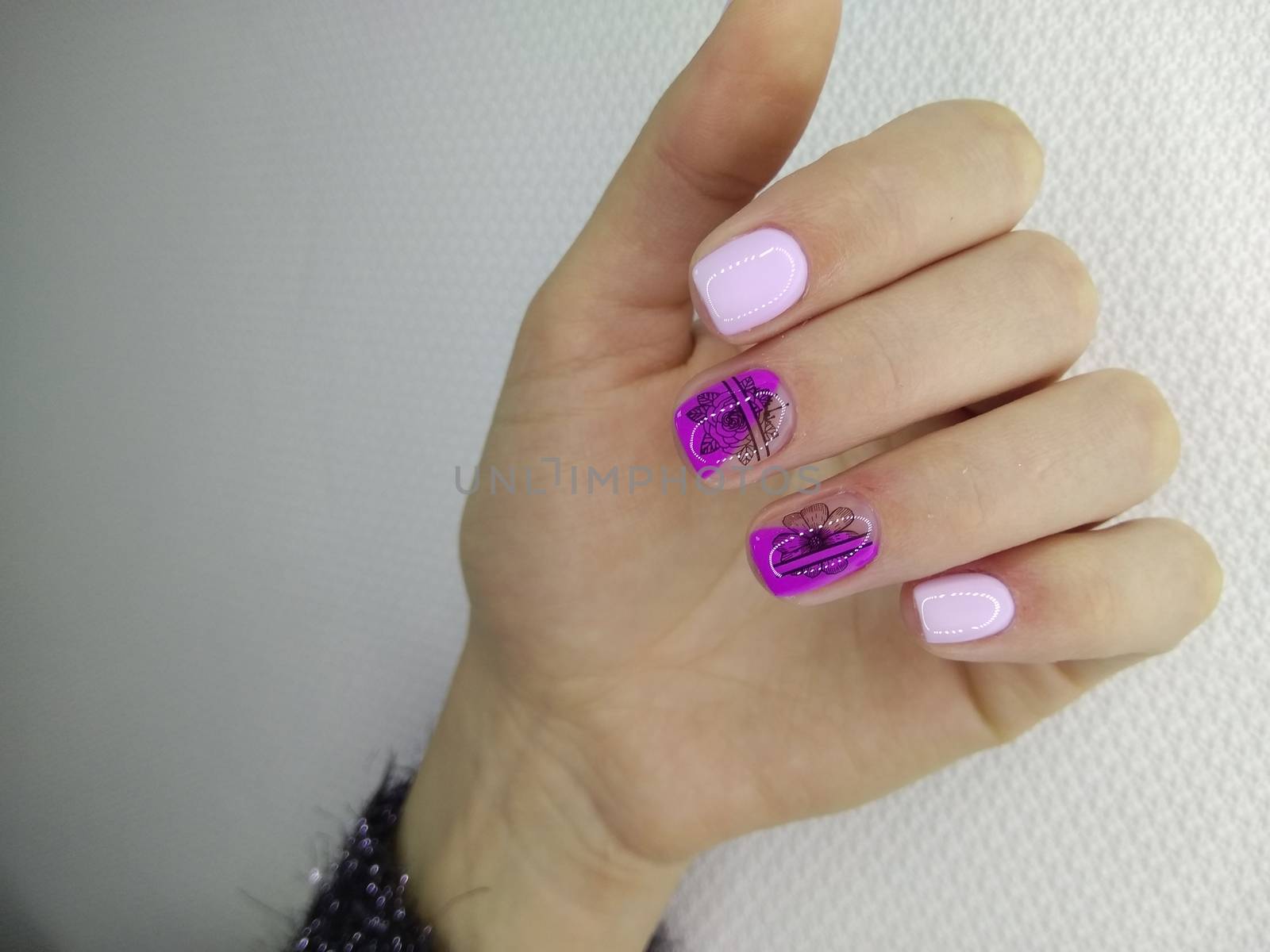 manicure with long nails on a trendy