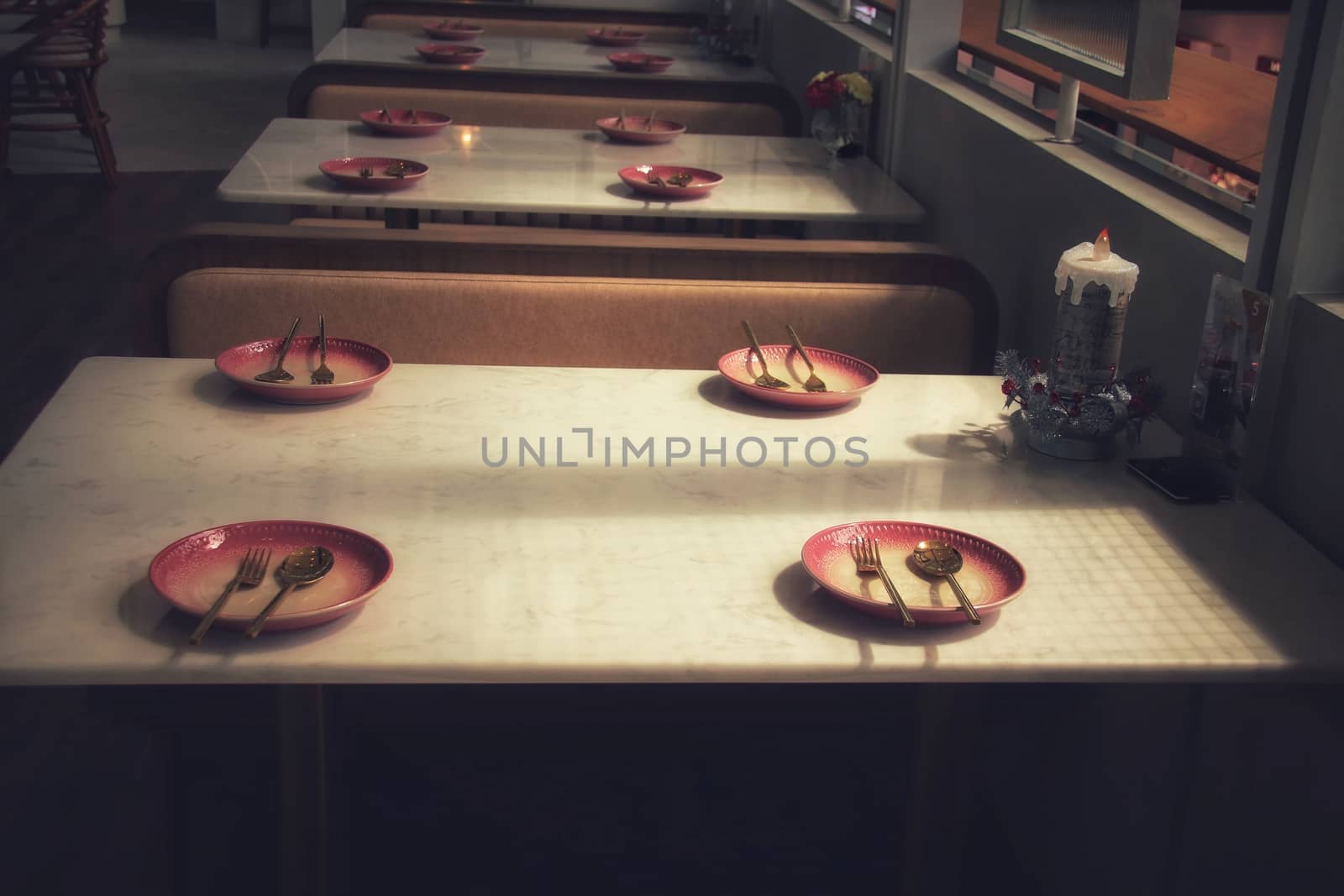 Empty Restaurant by Sonnet15