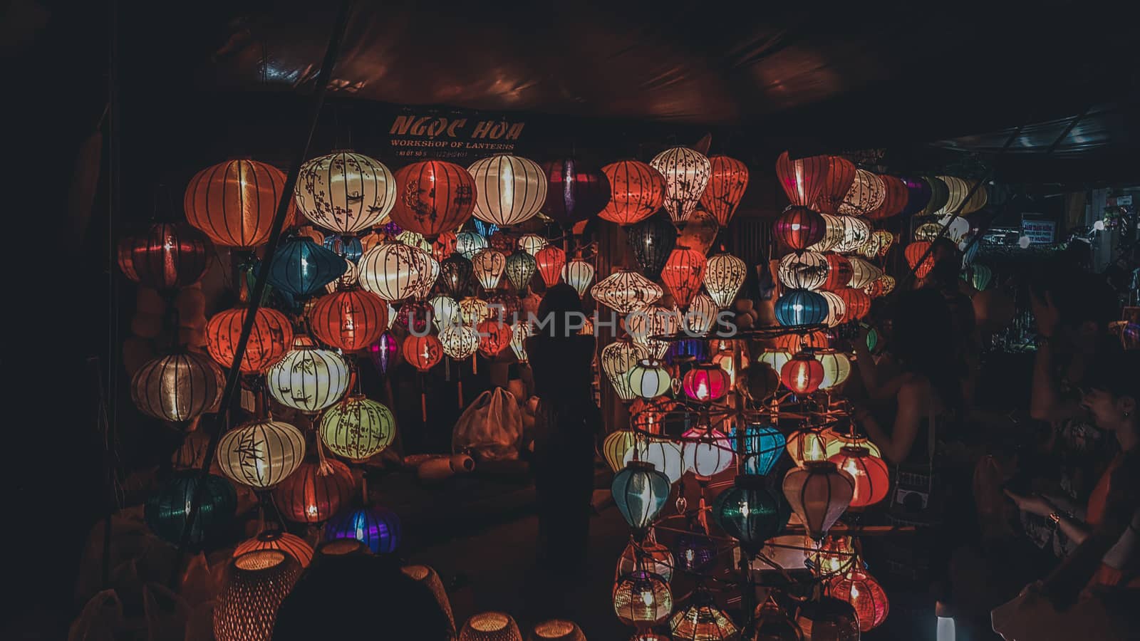 Beautiful traditional Hoi an Lanterns in the night market of Hoi an, Vietnam