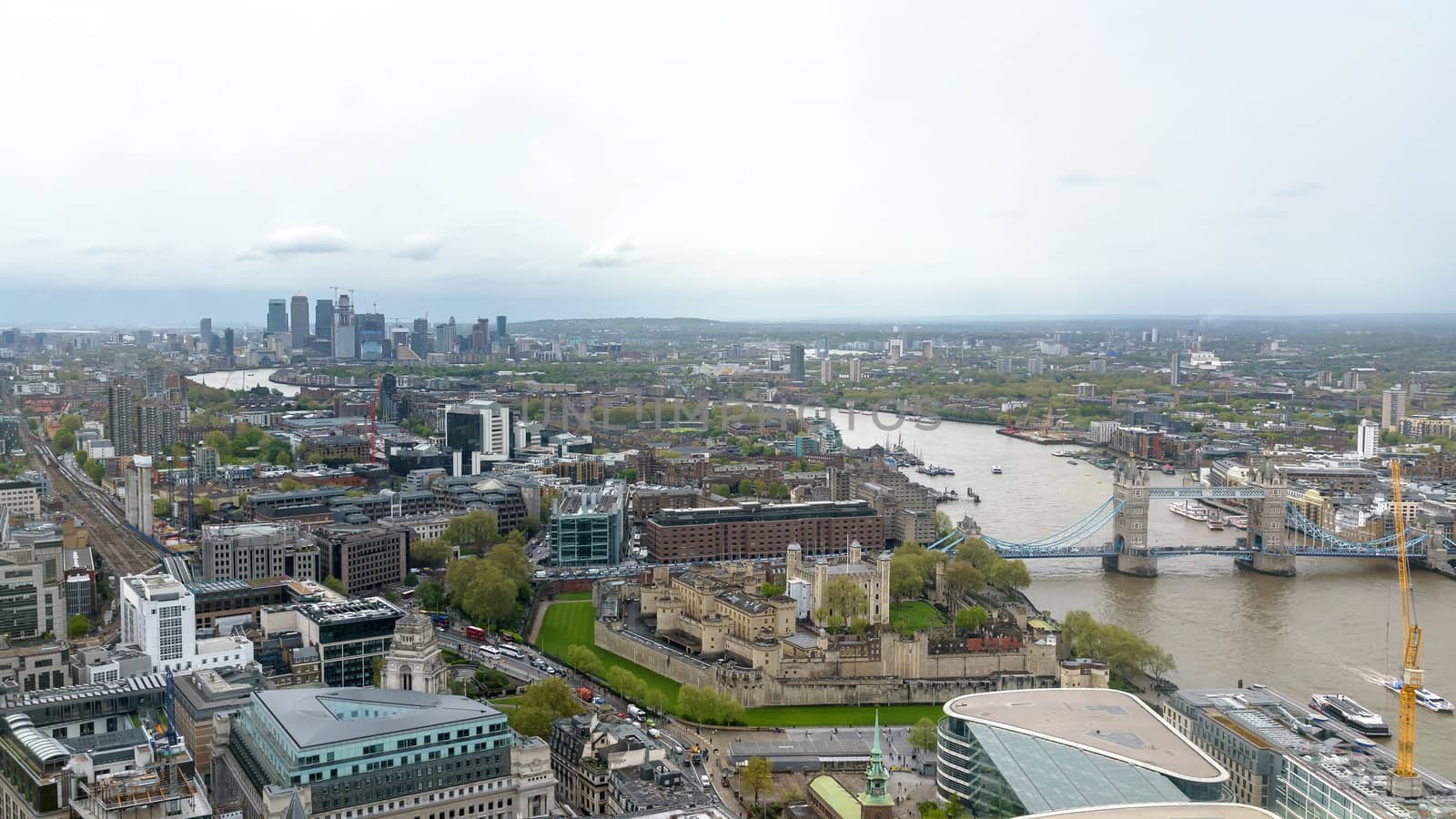 Panorama of London on a cloudy day by mkos83
