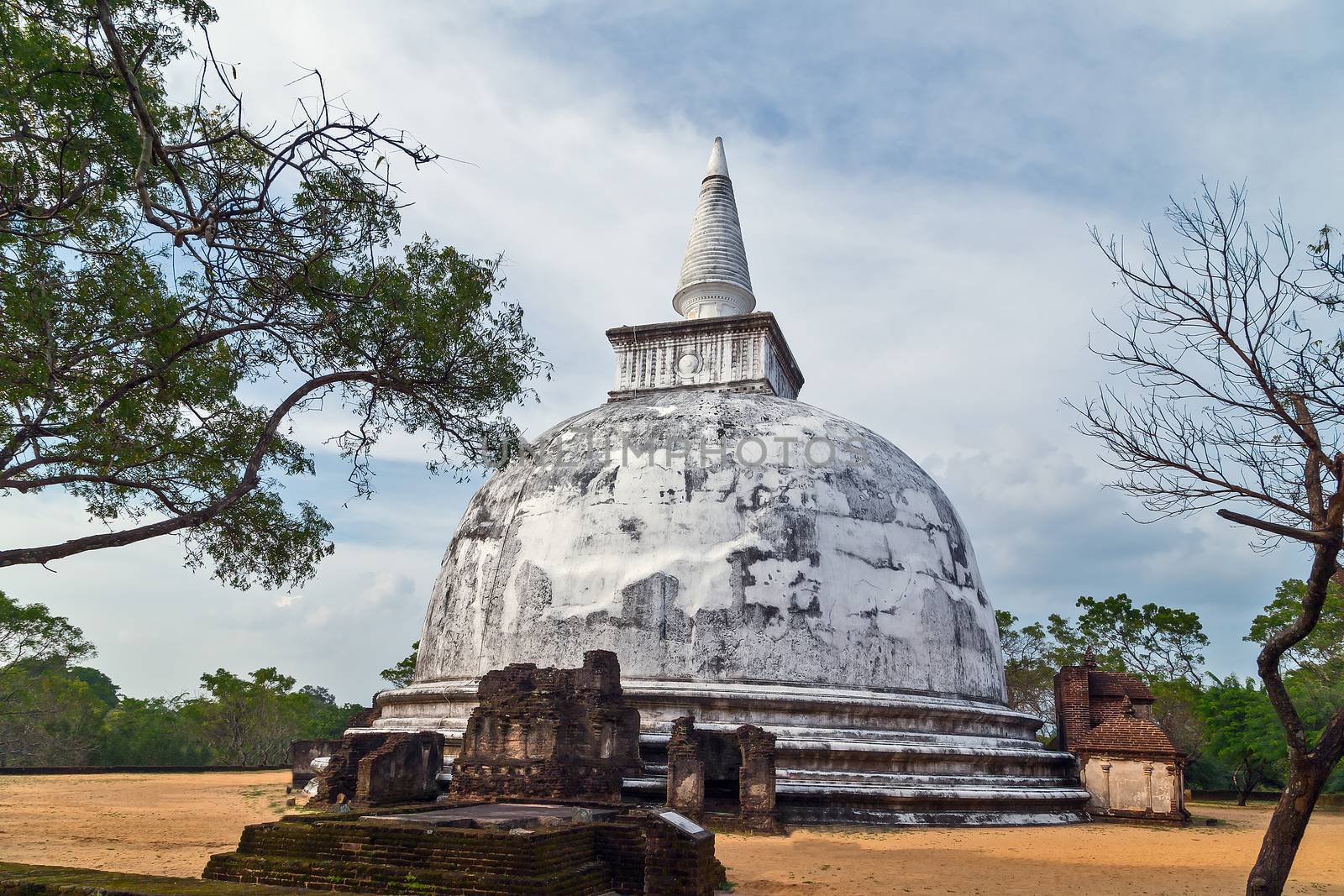 Kiri Vehera Ancient ruins part of Polonnaruwa of Ceylon, Sri Lanka. World Heritage Convention, UNESCO